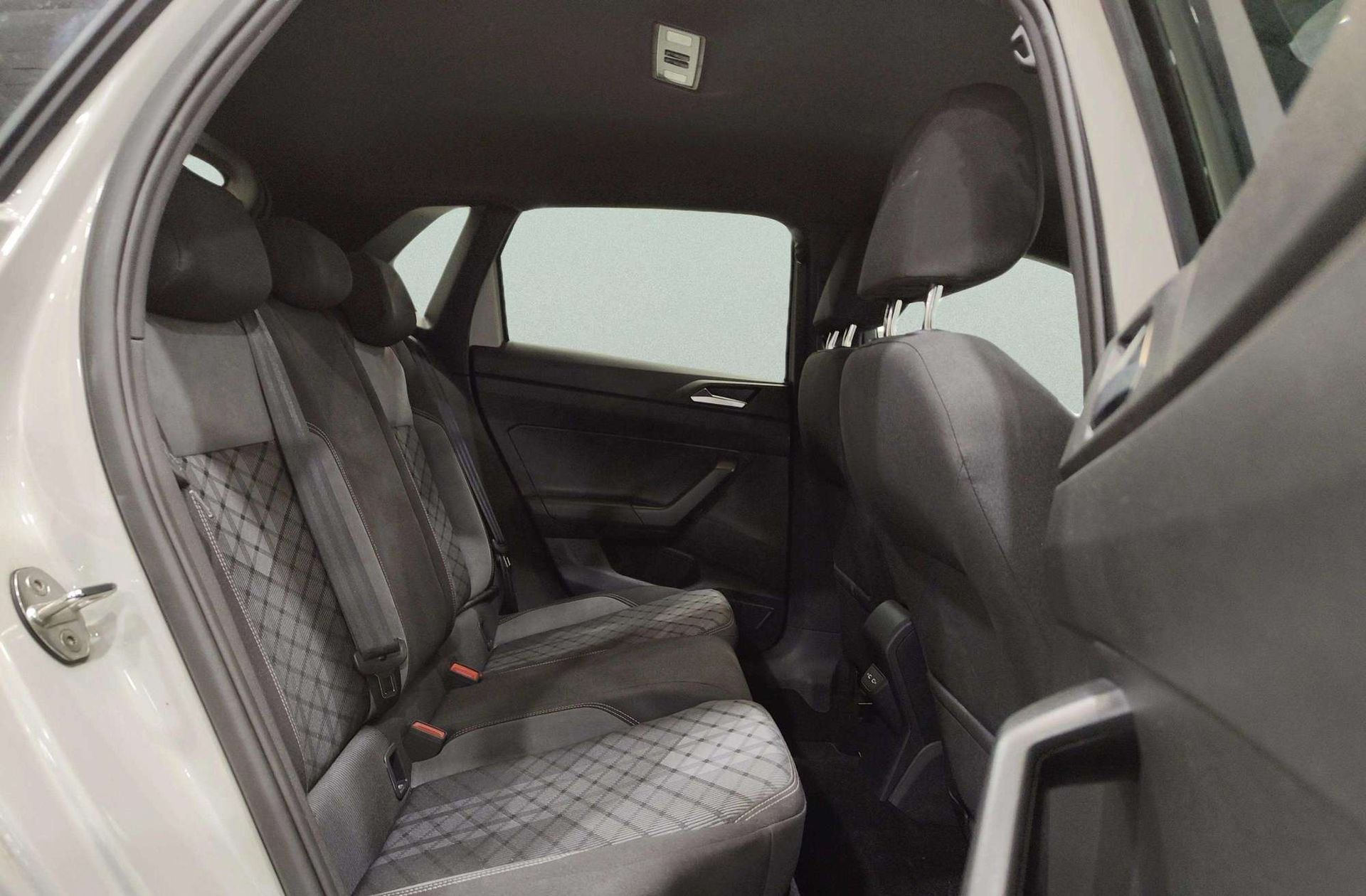 Volkswagen Polo R-Line 1.0 TSI - foto 21