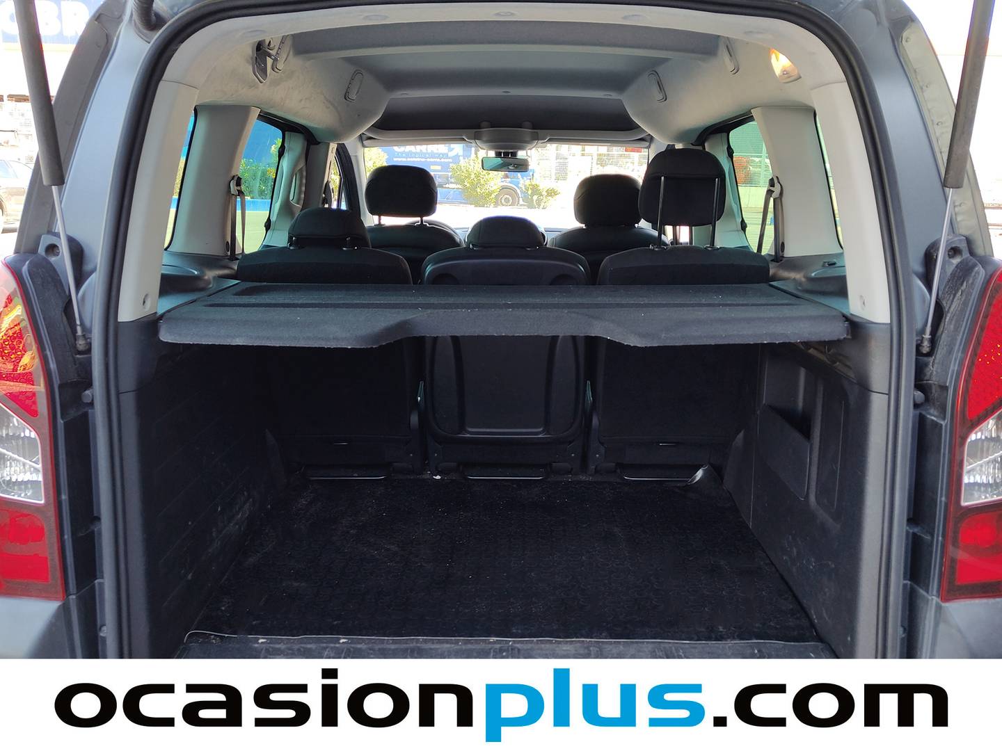Fotos maletero Peugeot Partner Peugeot Partner Tepee BlueHDi 100 Outdoor (100 CV)