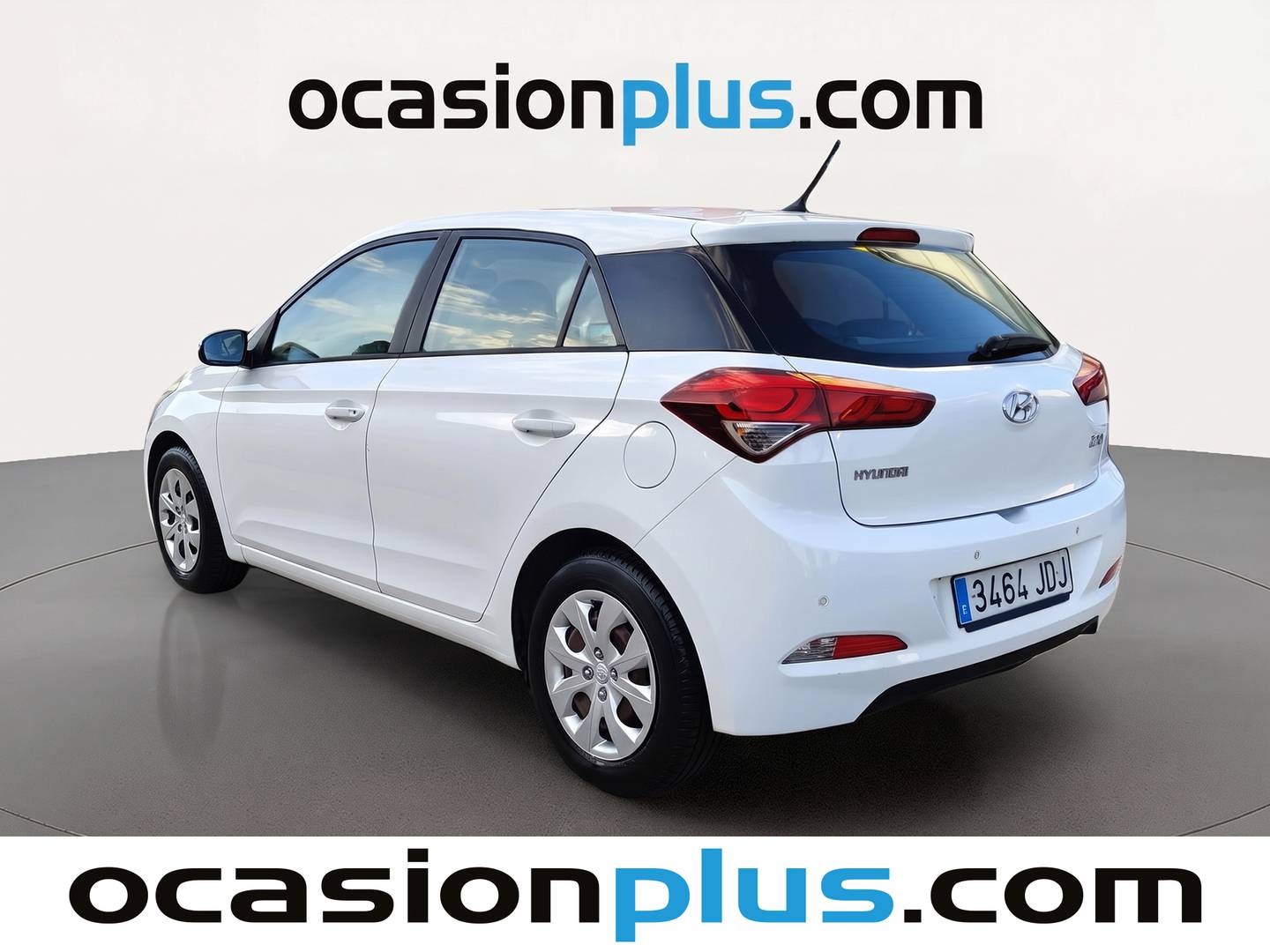 Foto trasera Hyundai i20 Hyundai i20 1.2 MPI Klass (84 CV) izquierda