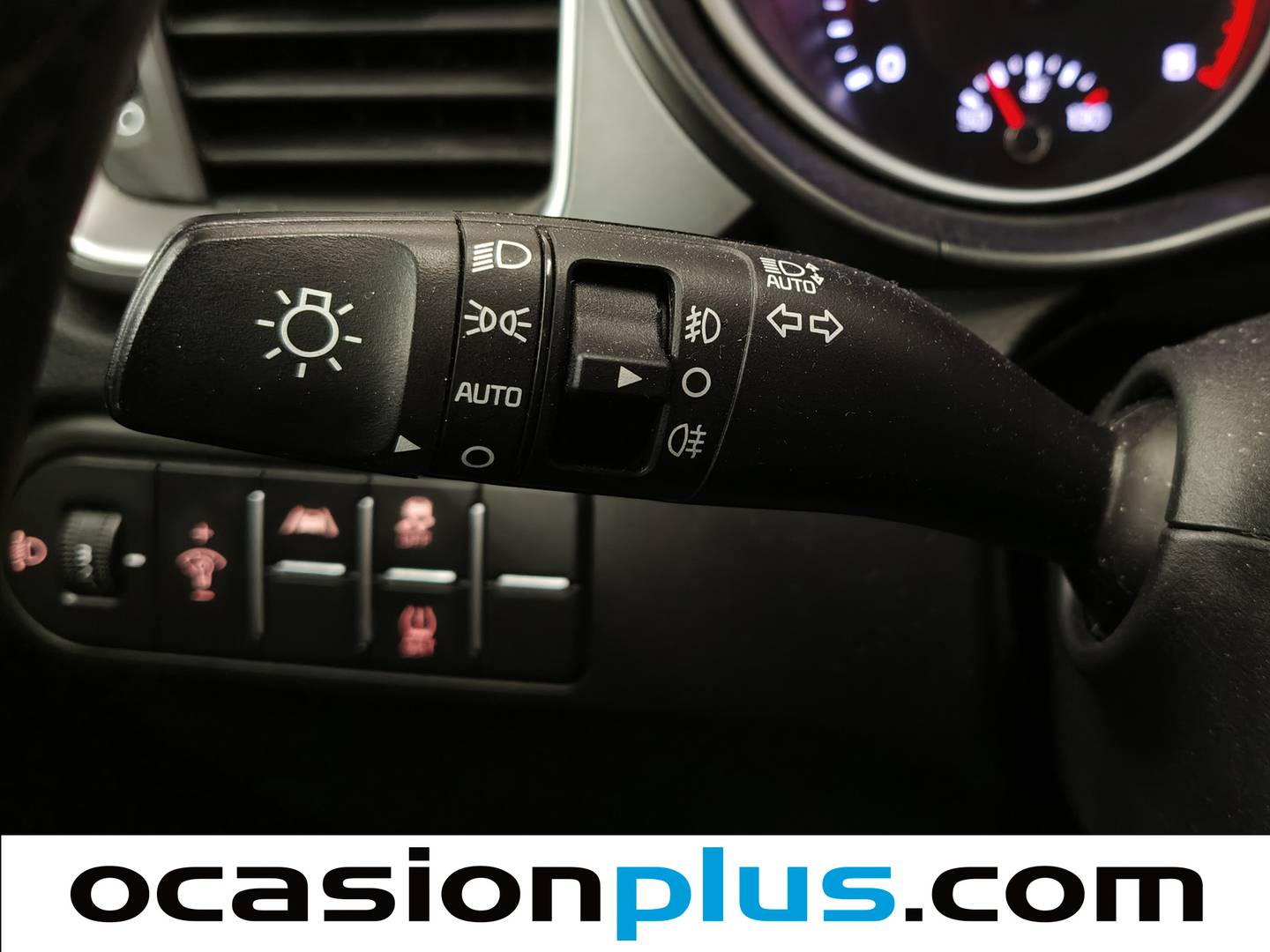 Acabados KIA XCeed KIA XCeed 1.0 T-GDi Business (100 CV)