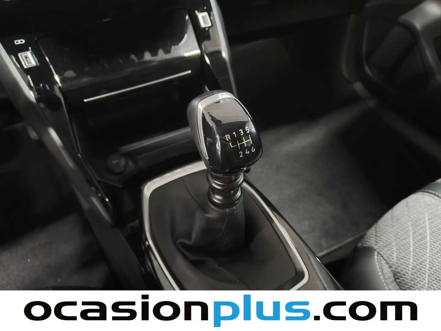 Foto Peugeot 208 Peugeot 208 PureTech 100 Allure (100 CV)