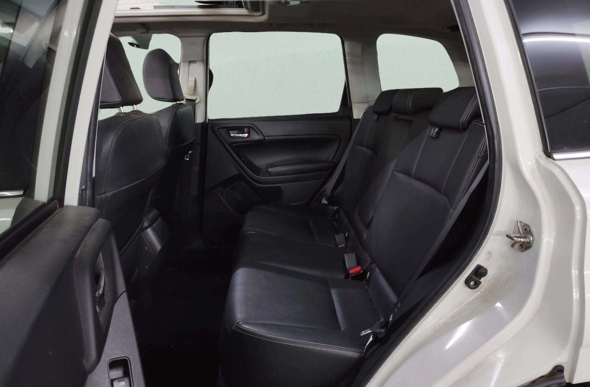 Subaru Forester 2.0 TD Executive - foto 14