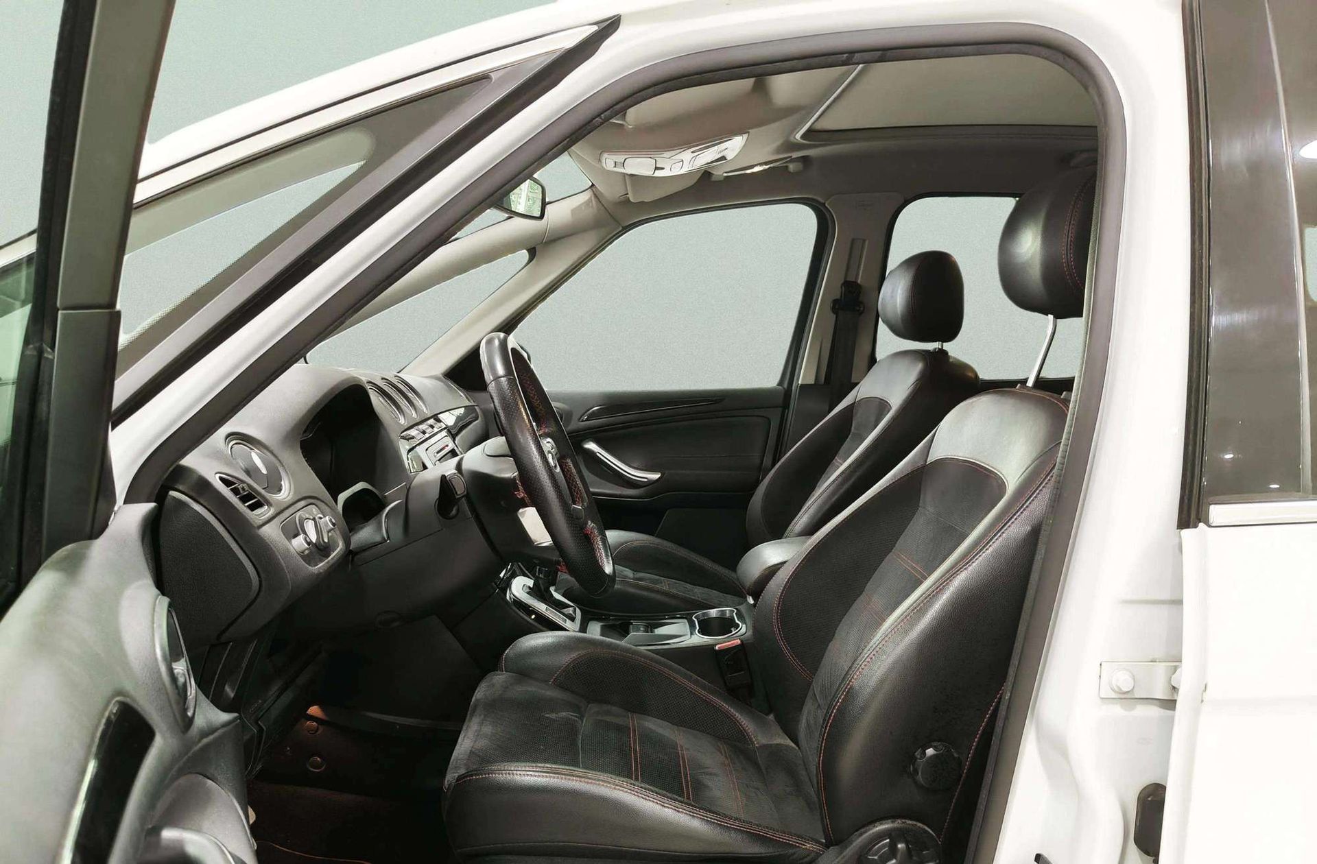 Ford S-Max 2.0 TDCi Titanium S Powershift - foto 10