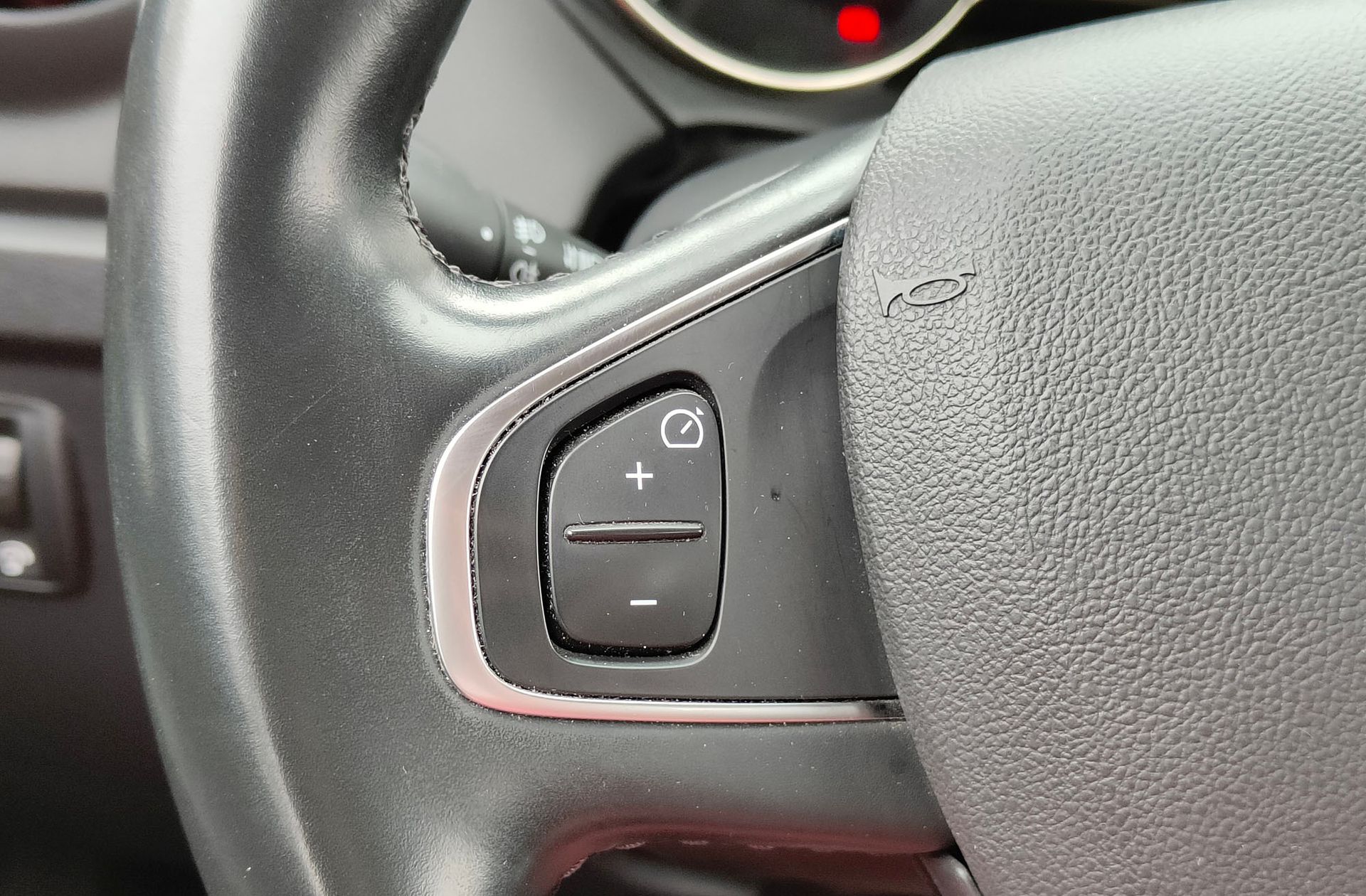 Renault Captur Zen TCe - foto 24
