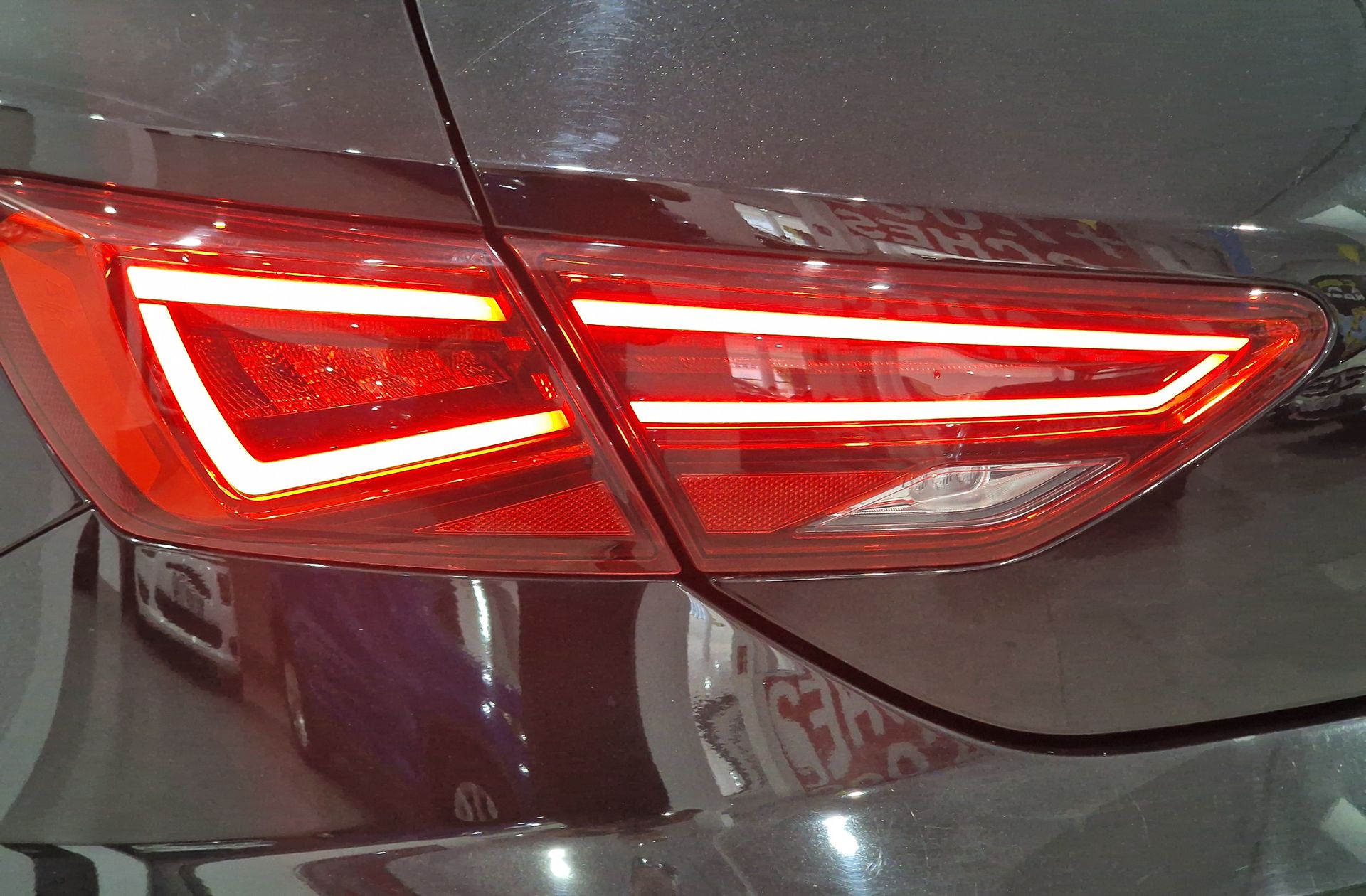SEAT León 2.0 TDI FR DSG - foto 18