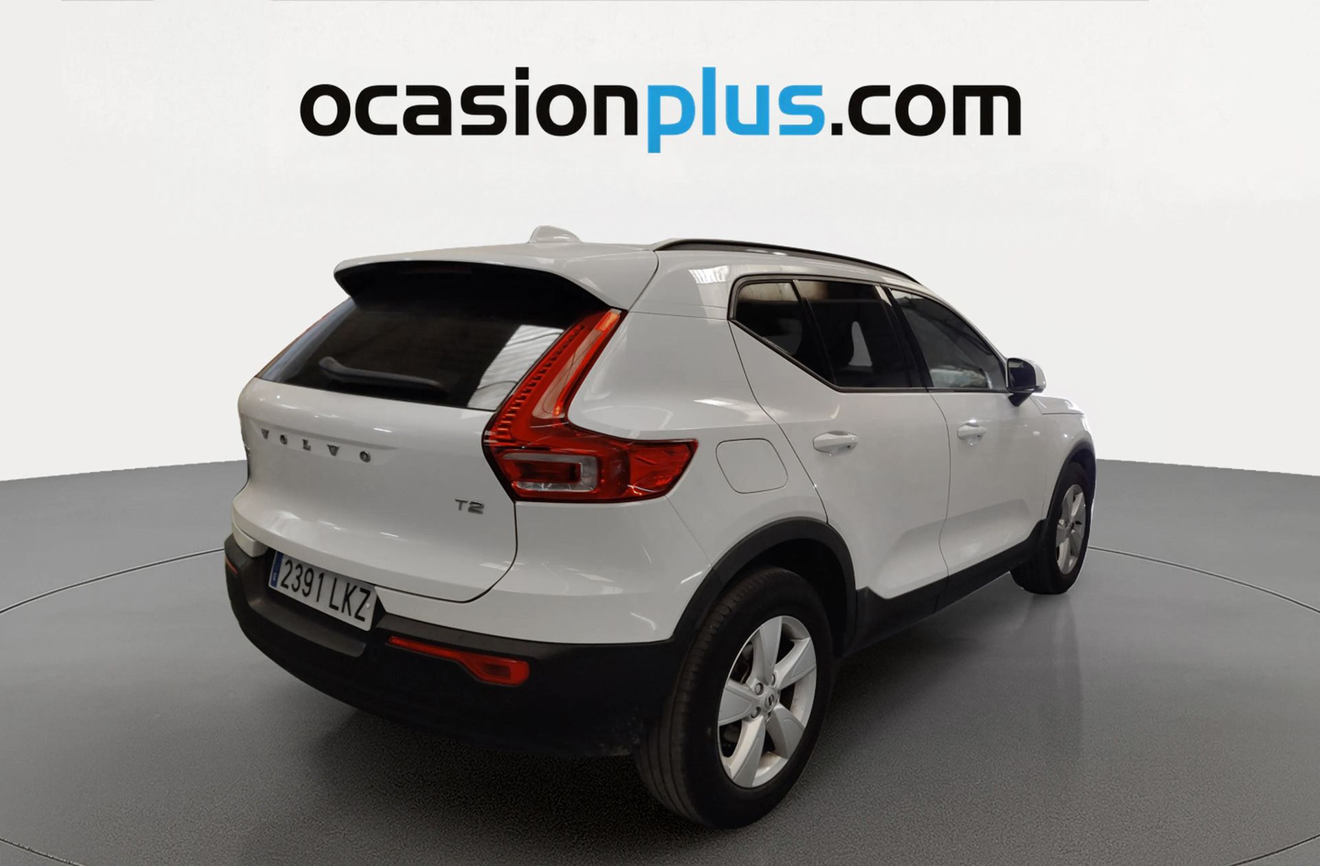 Volvo XC40 T2 Momentum Core - foto 4