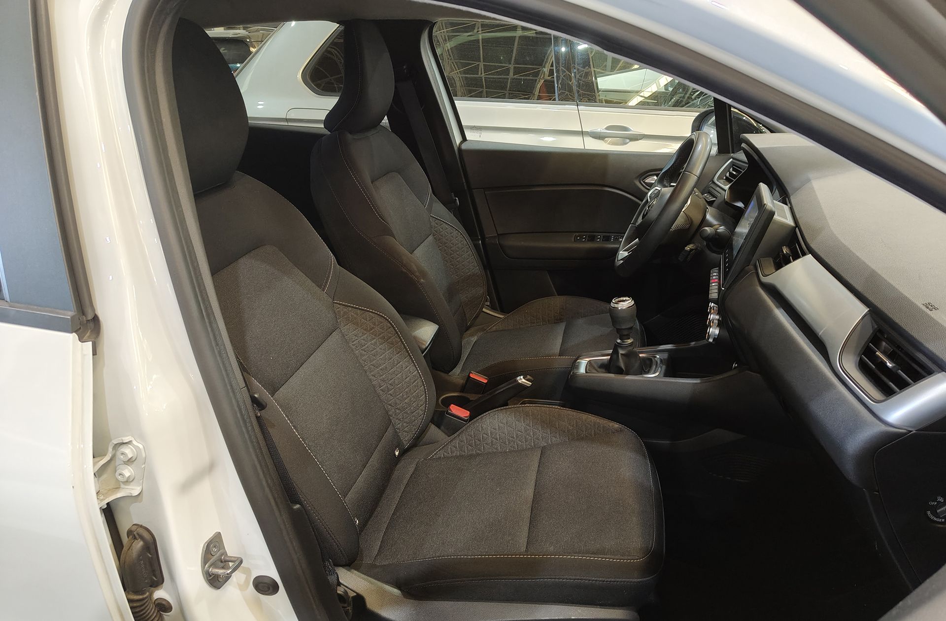 Mitsubishi ASX 130T MHEV Motion - foto 18