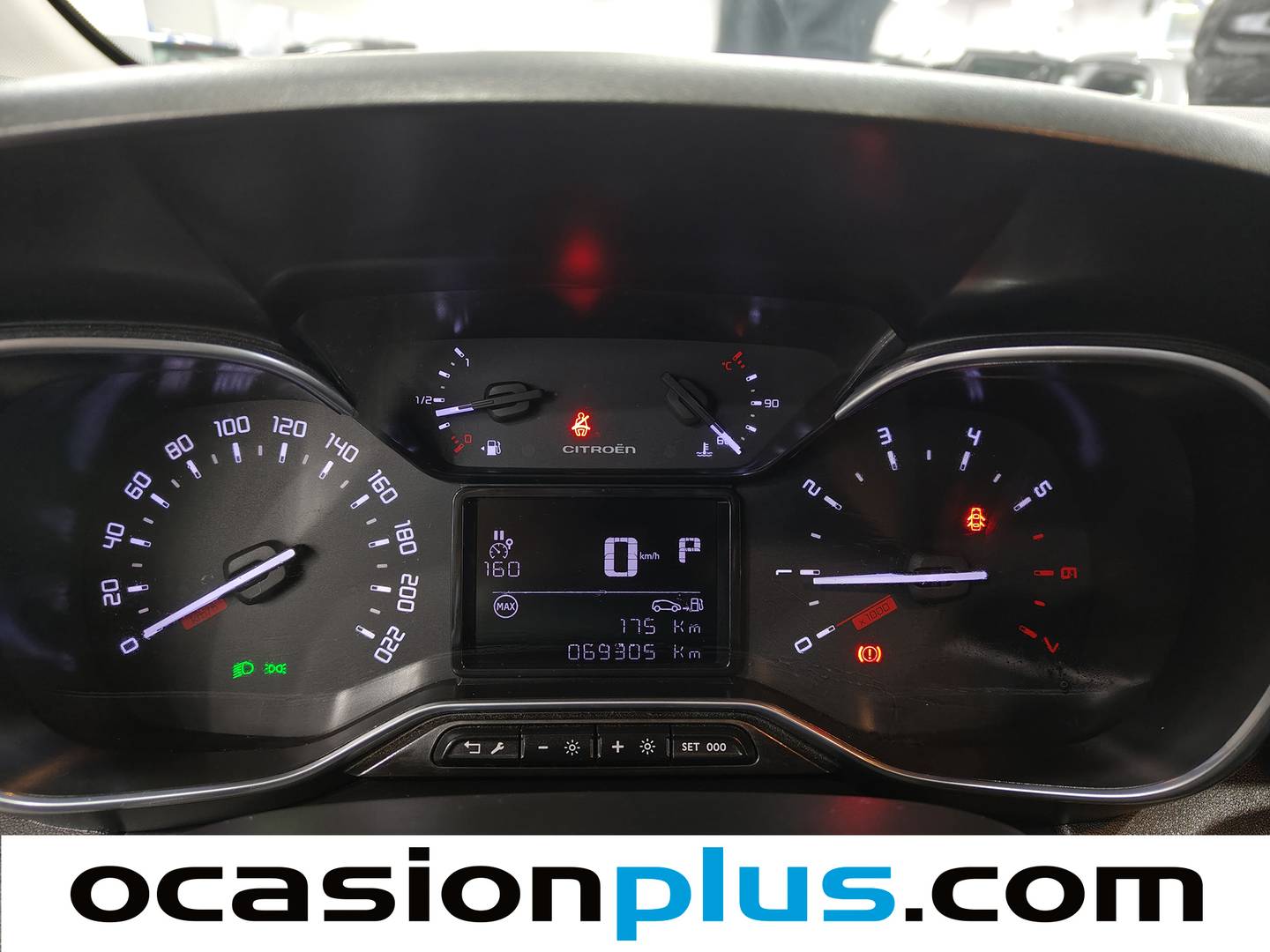 Foto Citroën C3 Aircross Citroen C3 Aircross PureTech 130 Shine Pack EAT6 (131 CV)