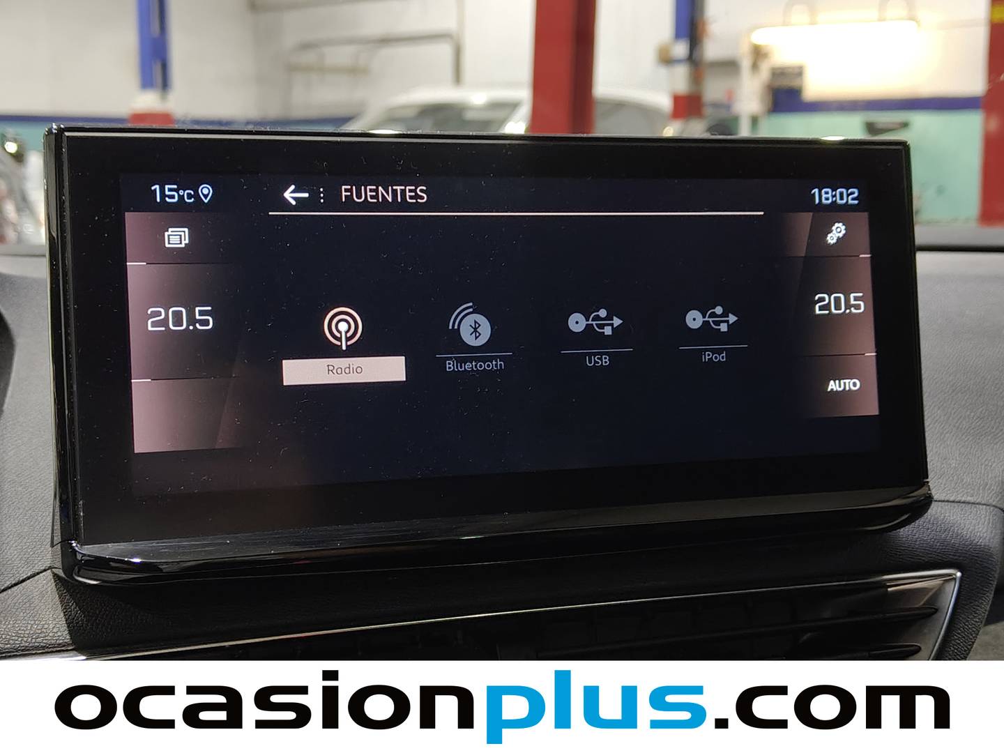 Foto Peugeot 3008 Peugeot 3008 PureTech 130 S&S GT (130 CV)