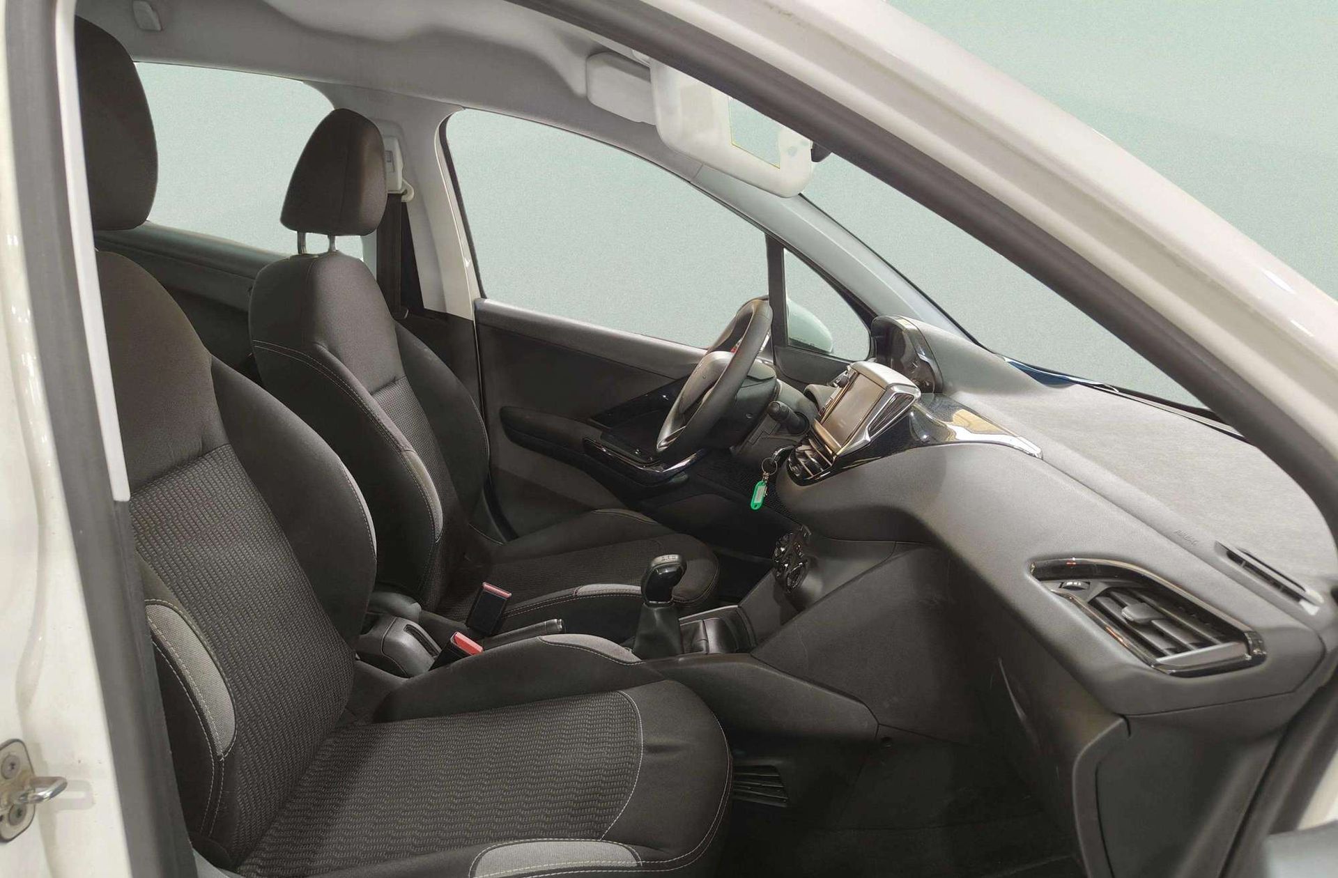 Peugeot 208 1.2 PureTech Active - foto 19