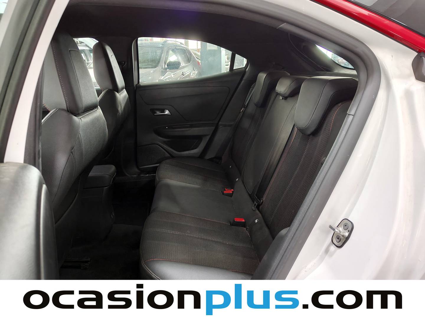 Foto asientos traseros Opel Mokka Opel Mokka 1.2 T GS (136 CV)