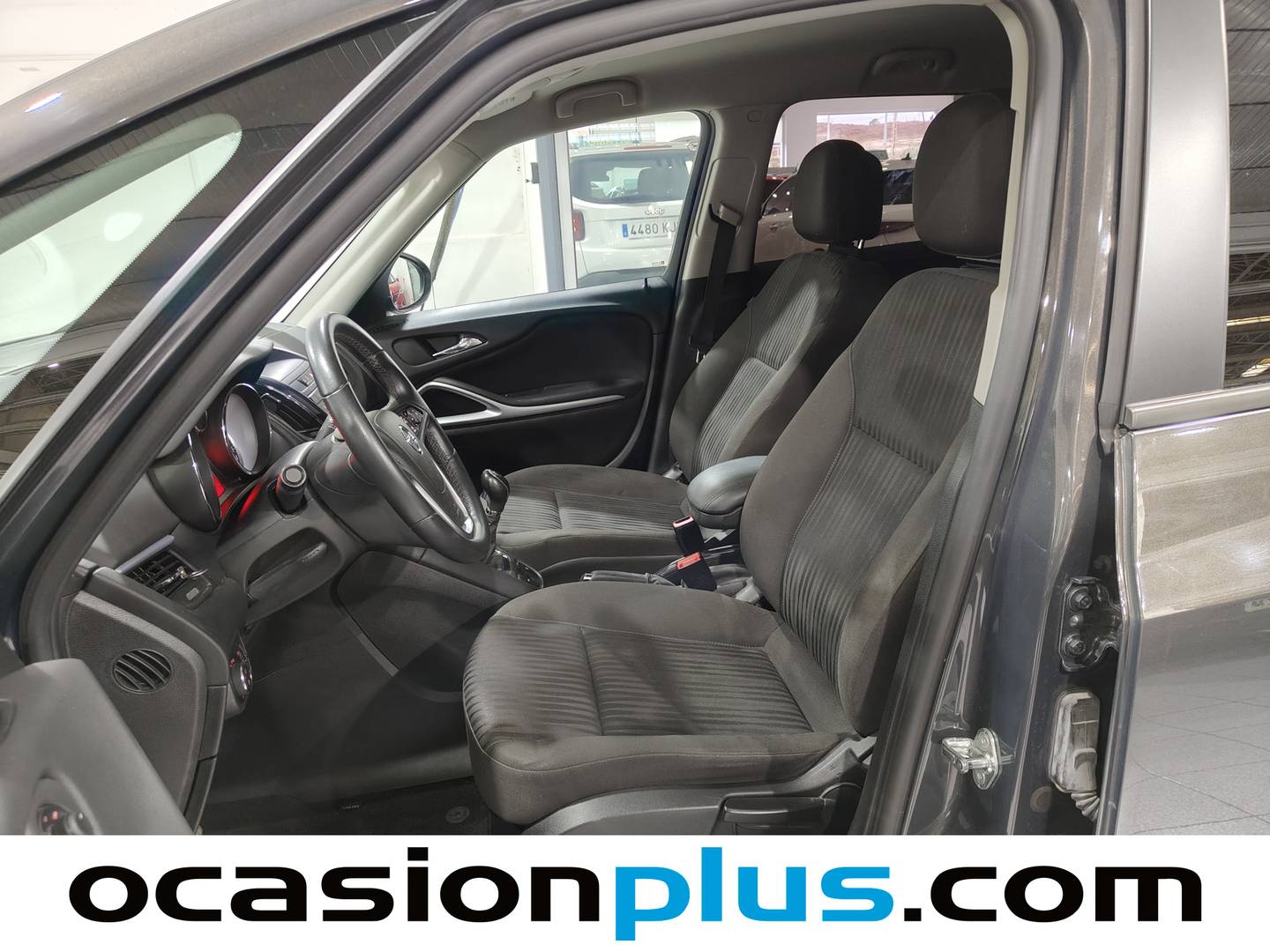 Foto asientos delanteros Opel Zafira Tourer Opel Zafira Tourer 2.0 CDTi Selective (130 CV) 7 Plazas