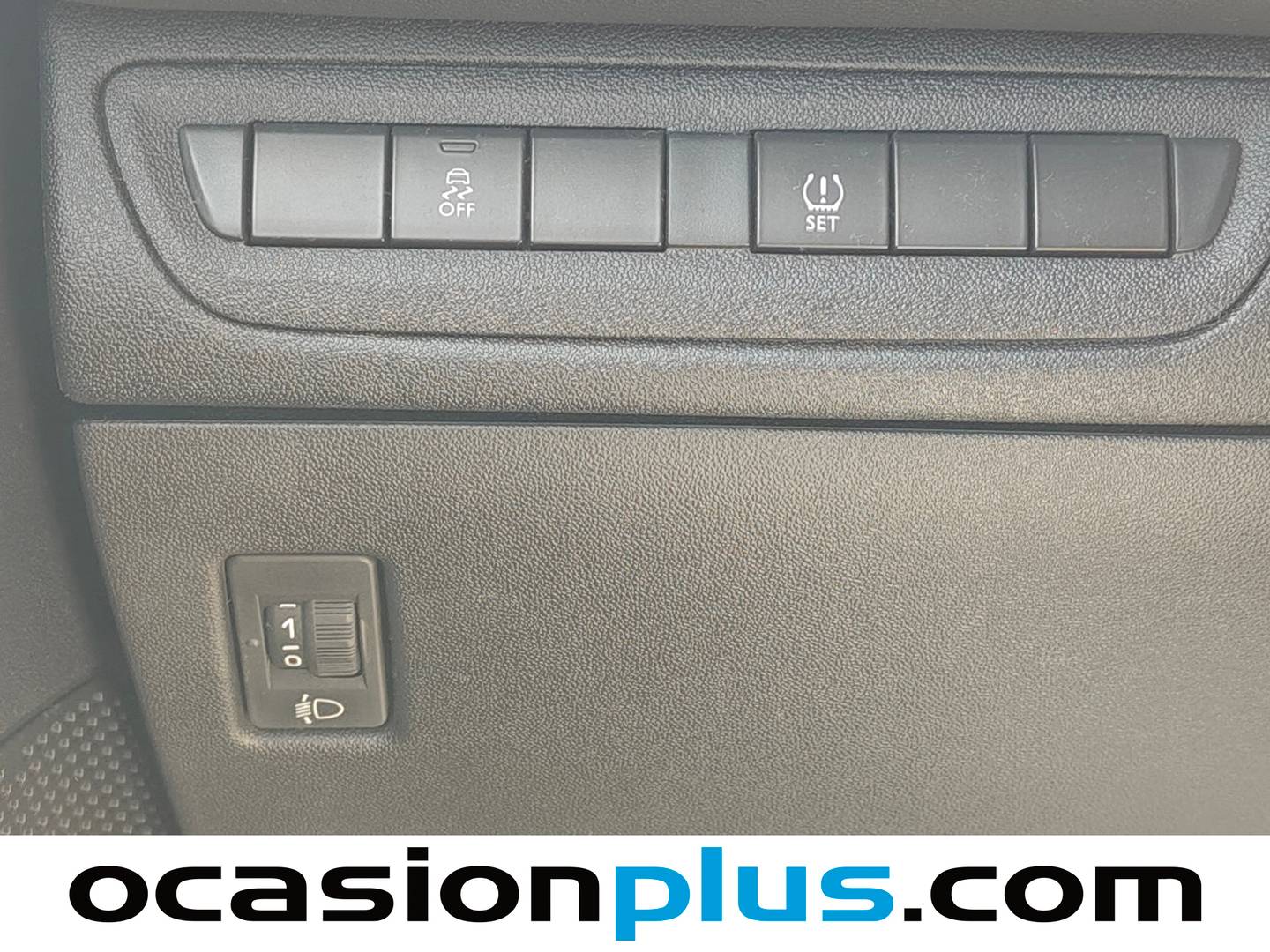 Peugeot 208 Peugeot 208 1.2 PureTech Access (82 CV) de segunda mano