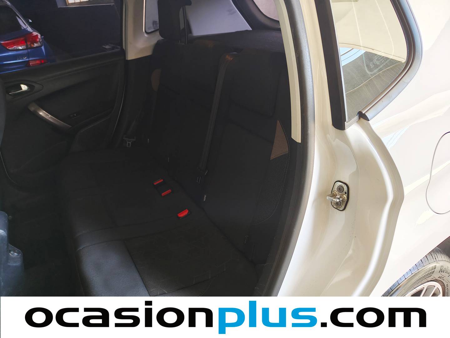 Foto asientos traseros Peugeot 2008 Peugeot 2008 VTI 82 Active ETG5 (82 CV)