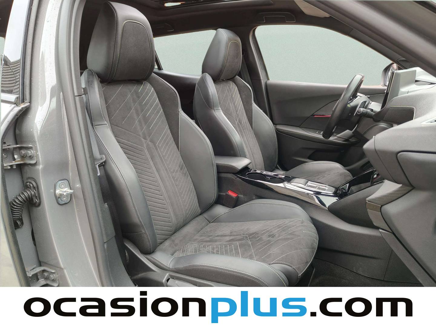 Foto Peugeot 2008 Peugeot 2008 BlueHDi 130 S&S GT EAT8 (130 CV)