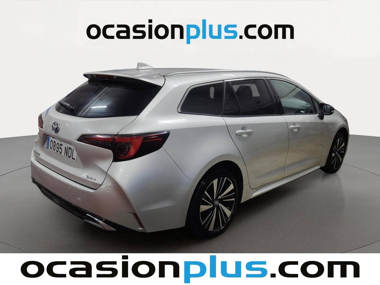 Foto trasera Toyota Corolla Toyota Corolla Touring Sports 140H Style (140 CV) derecha