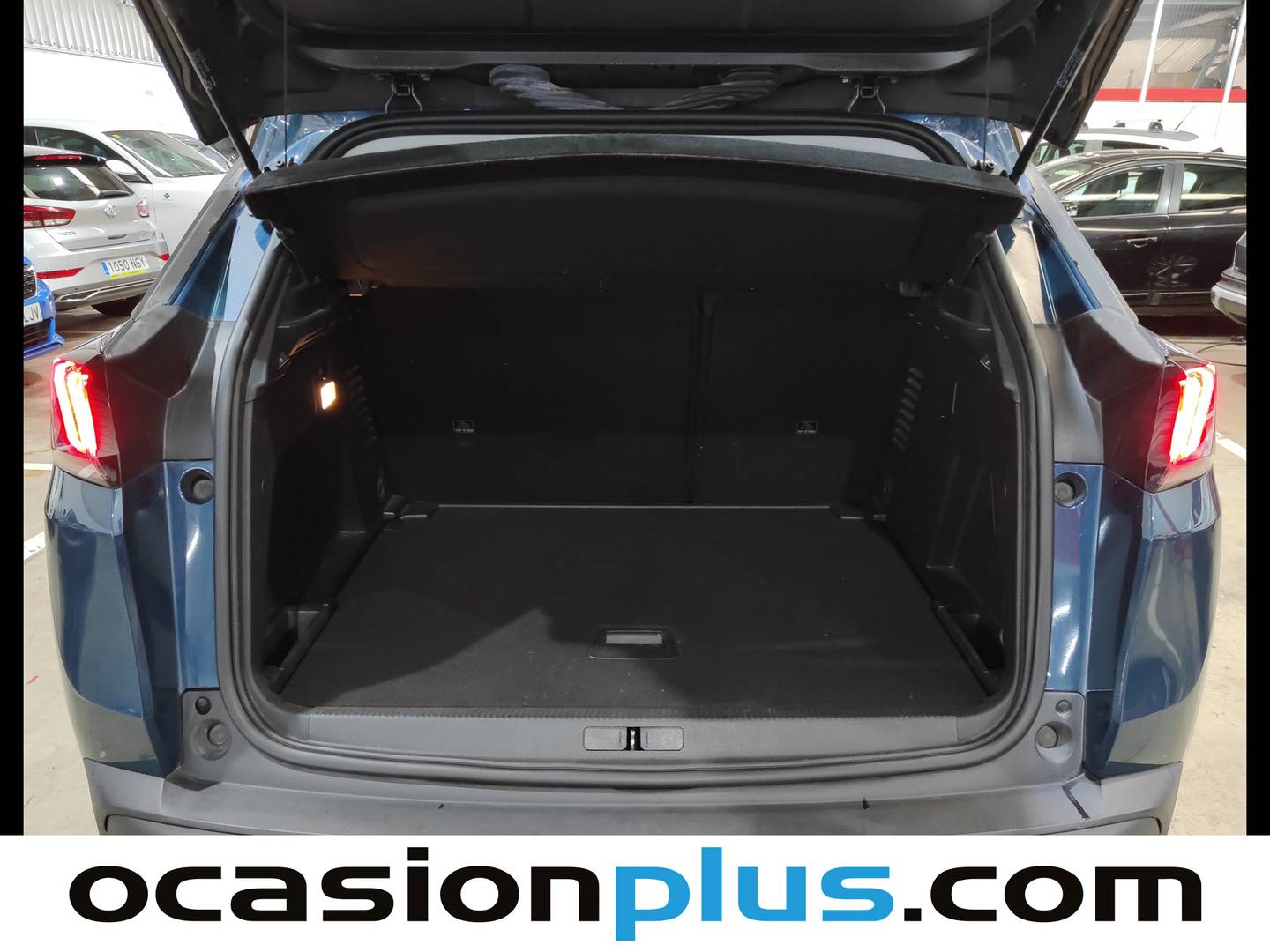 Foto Peugeot 3008 Peugeot 3008 BlueHDi 130 S&S Active Pack (130 CV)