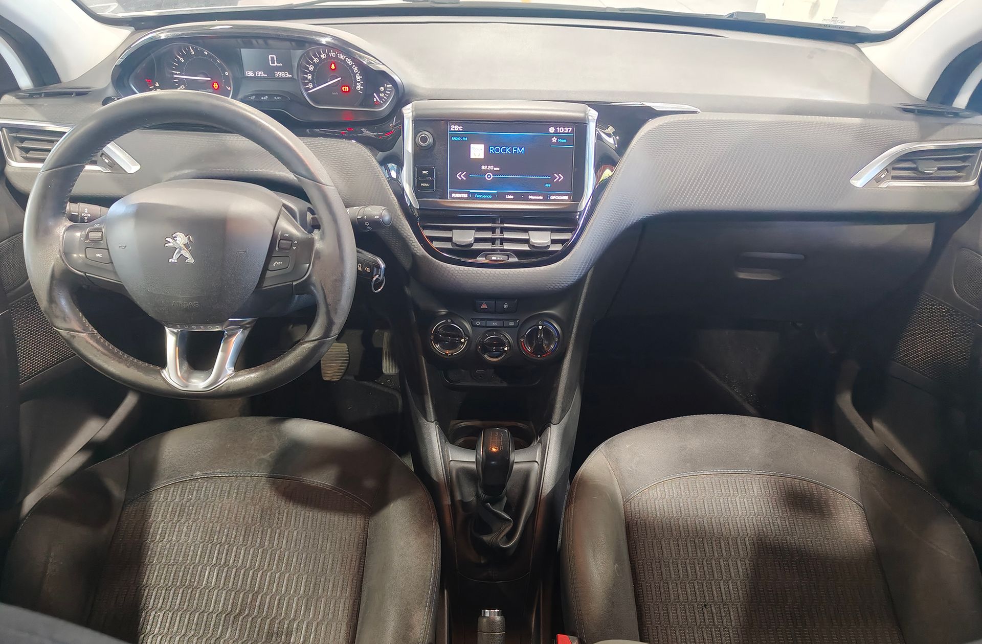 Peugeot 208 1.2 PureTech Style - foto 7