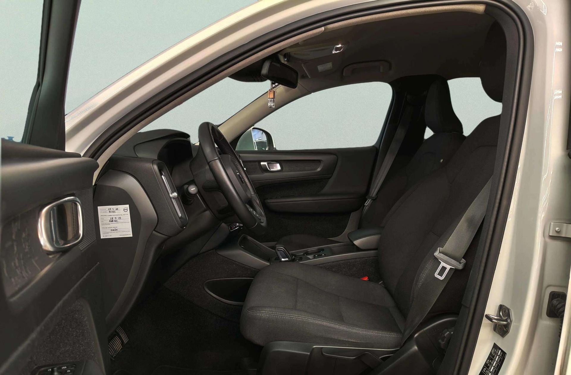 Volvo XC40 T3 - foto 9