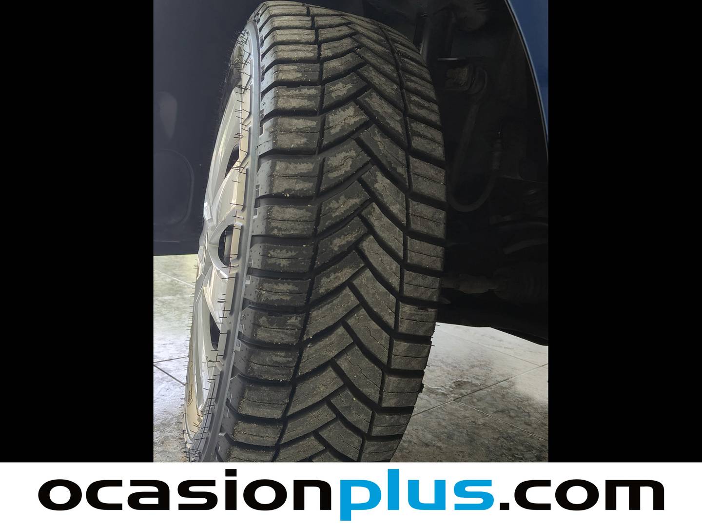 Volkswagen Caravelle Volkswagen Caravelle Trendline Batalla Corta 2.0 TDI BMT Camperizada (102 CV) 102cv