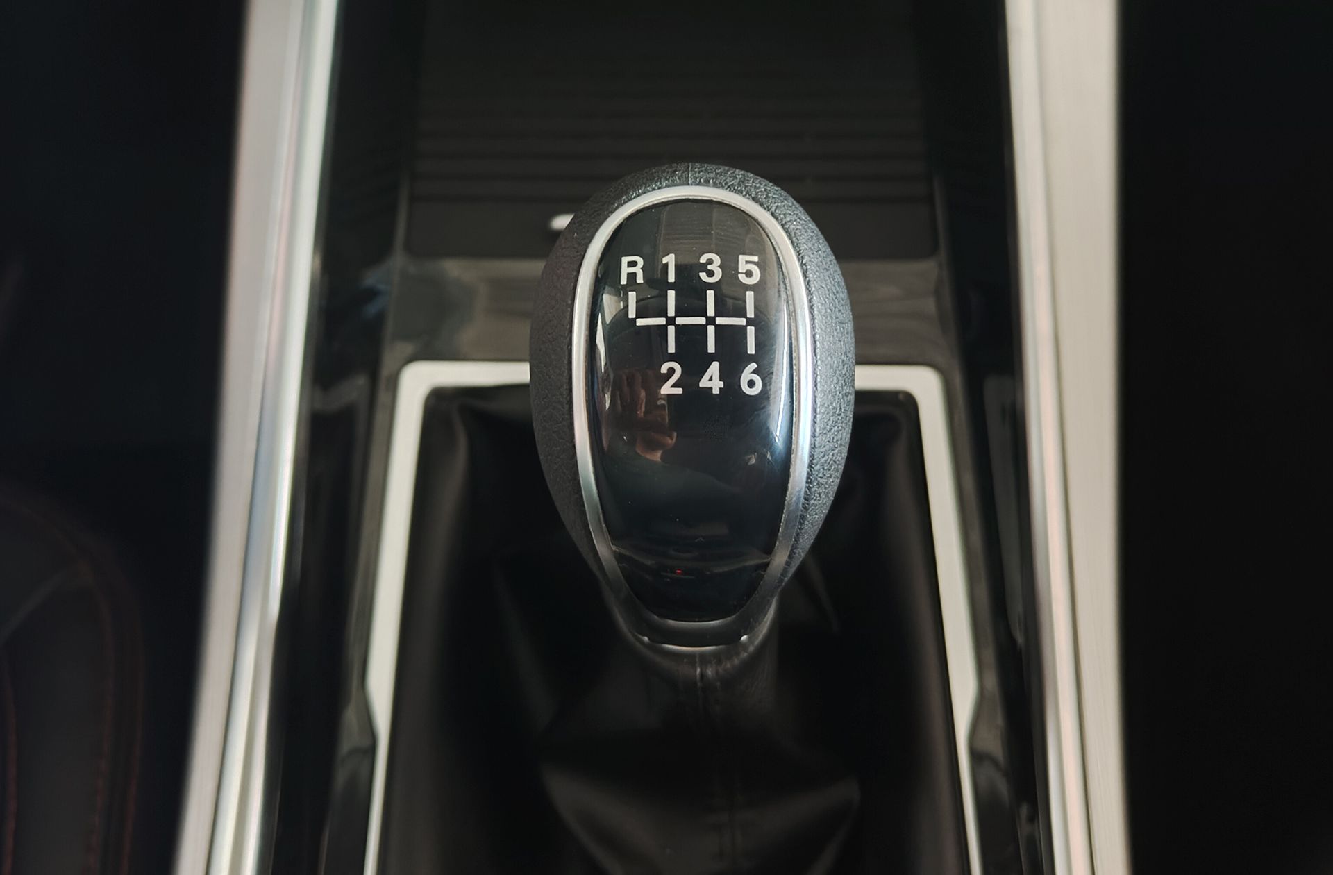 SWM G01 1.5T Luxury - foto 5