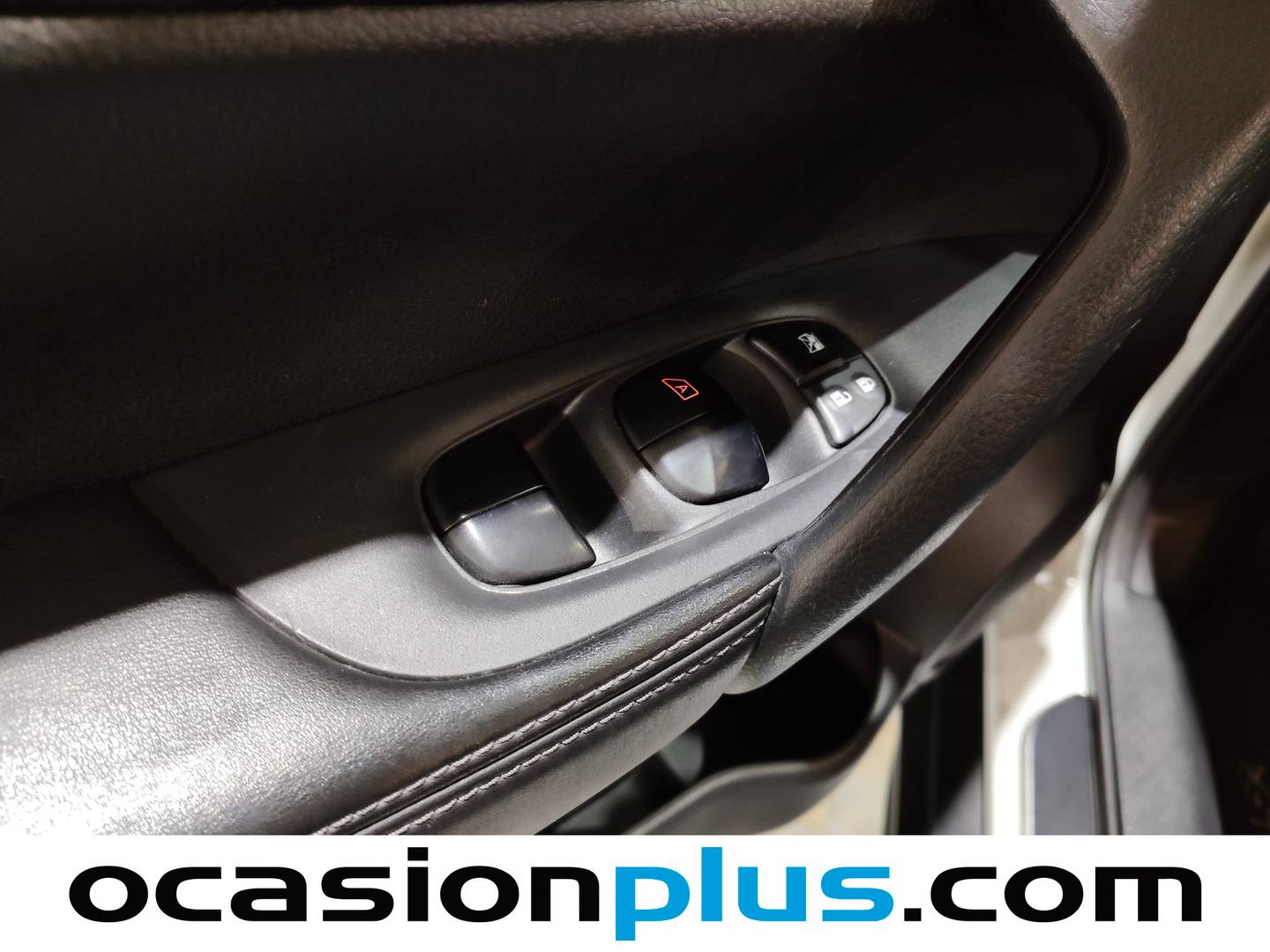 Foto Nissan X-TRAIL Nissan X-Trail DIG-T 120 N-Tec DCT 7 plazas (160 CV)