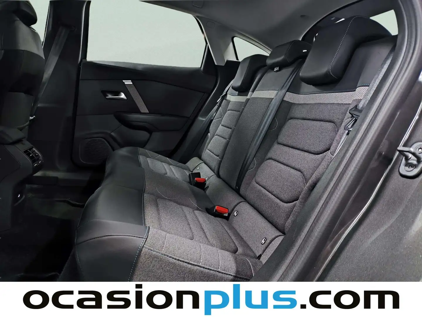 Foto Citroën C4 Citroen C4 BlueHDi 130 S&S Feel Pack EAT8 (130 CV)