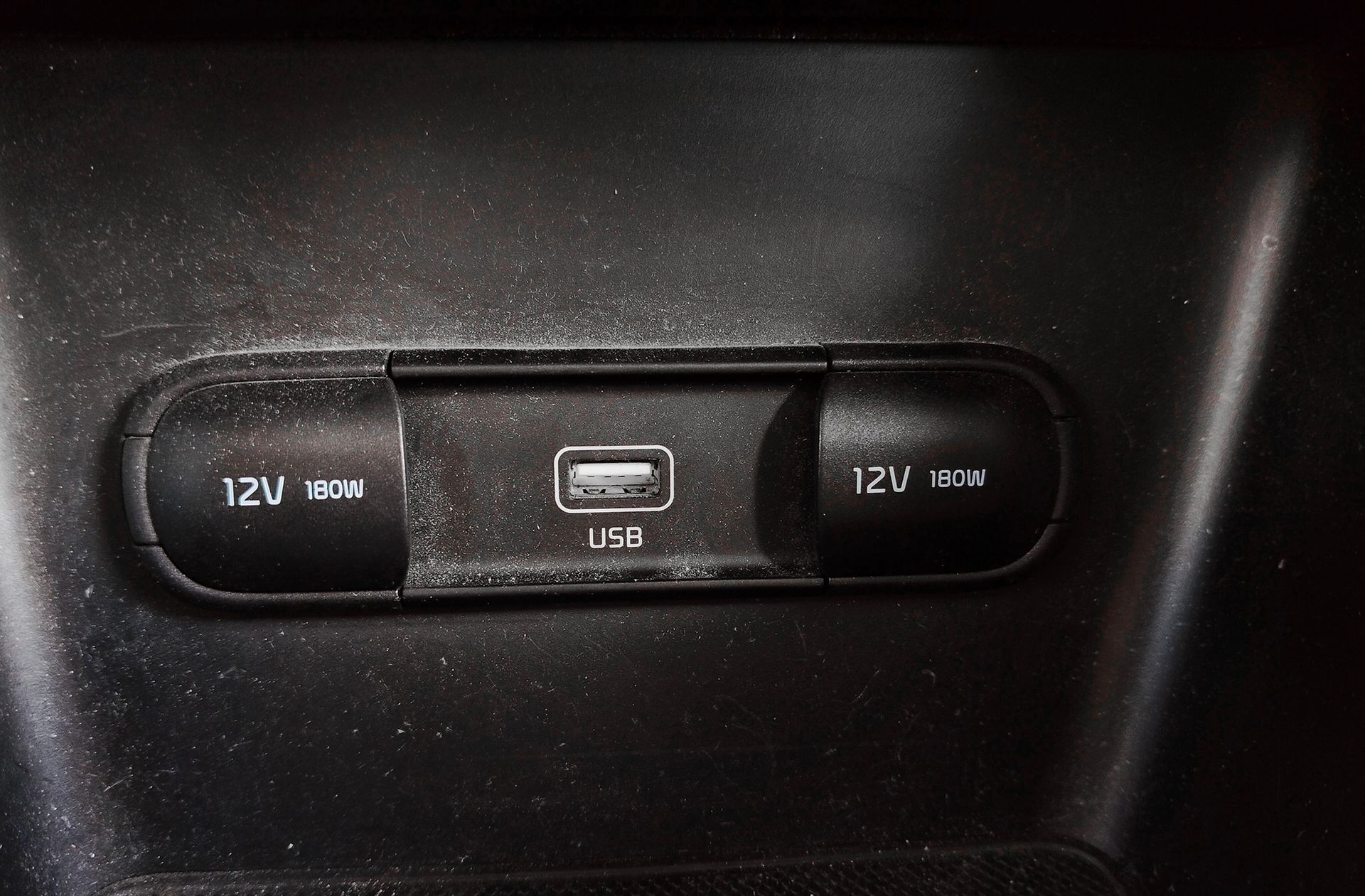 Kia Sportage 1.6 CRDi MHEV Drive Plus 4x2 - foto 31