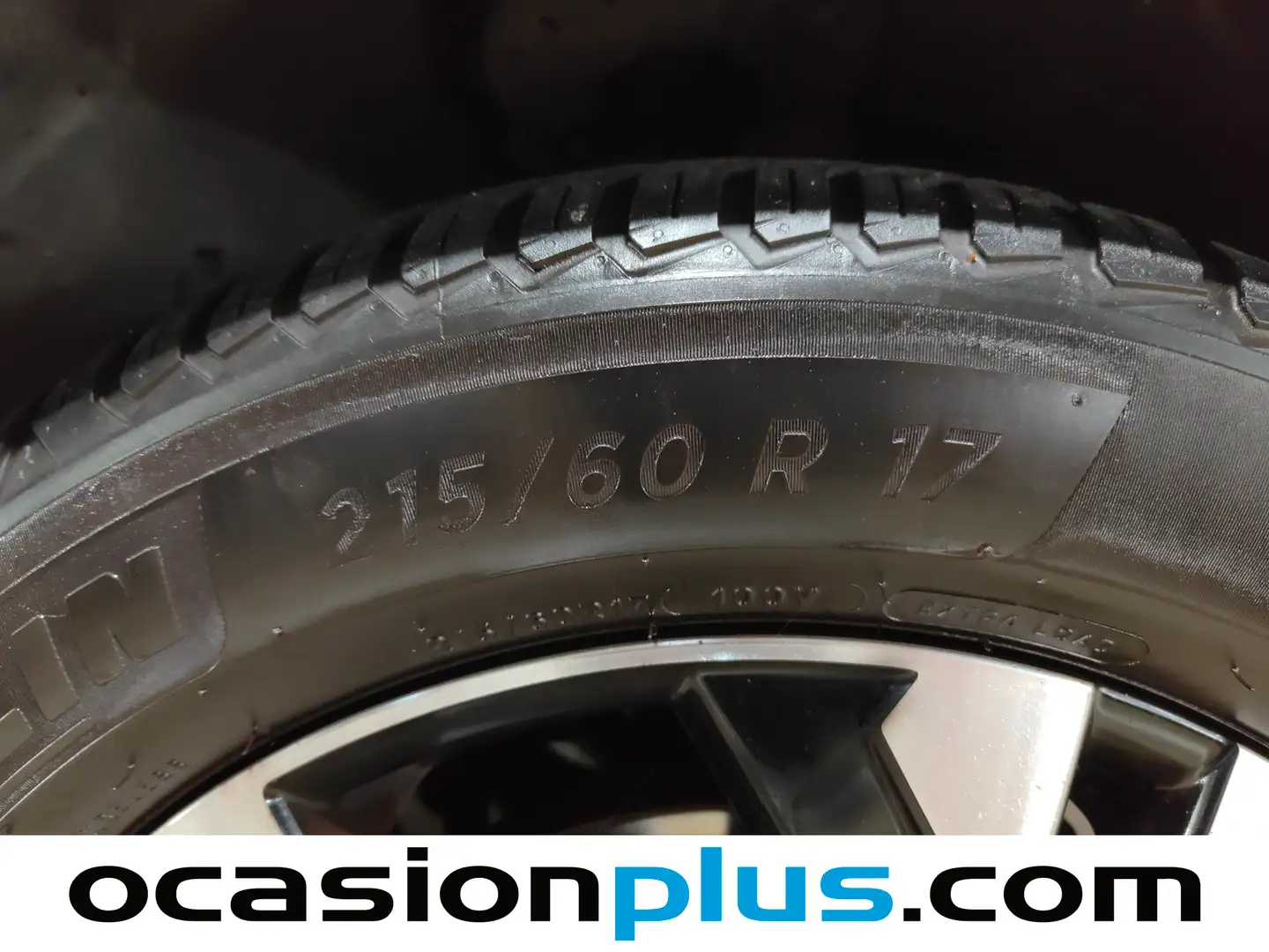 Foto Peugeot 2008 Peugeot 2008 PureTech 130 S&S Allure EAT8 (130 CV)