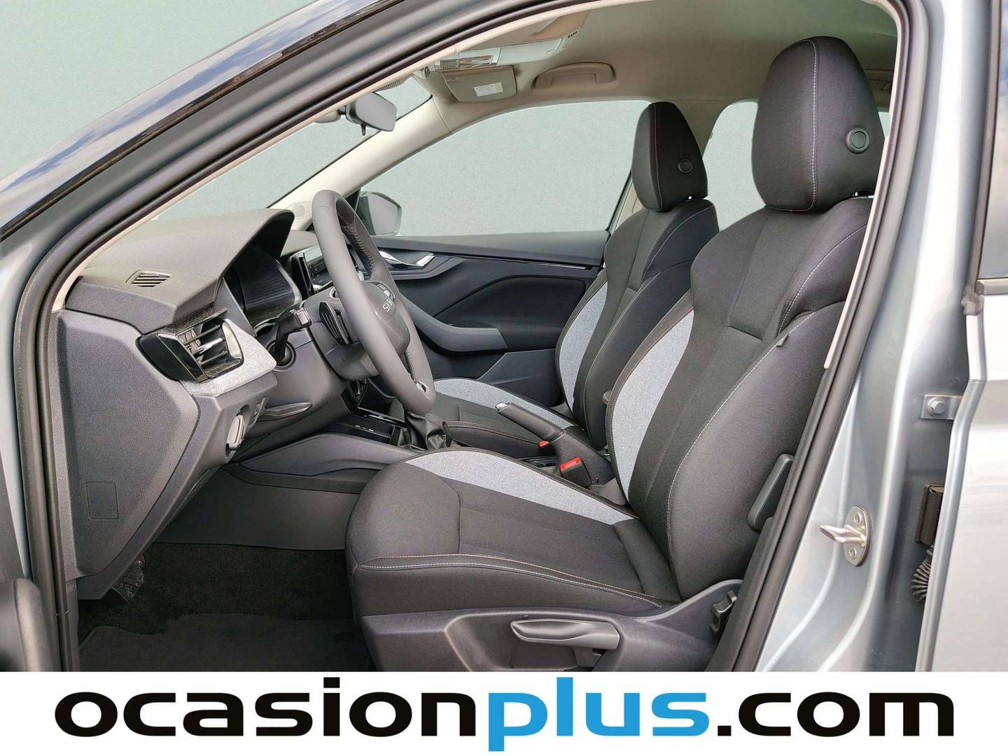 Foto asientos delanteros Skoda Kamiq Skoda Kamiq 1.0 TSI Selection DSG (115 CV)