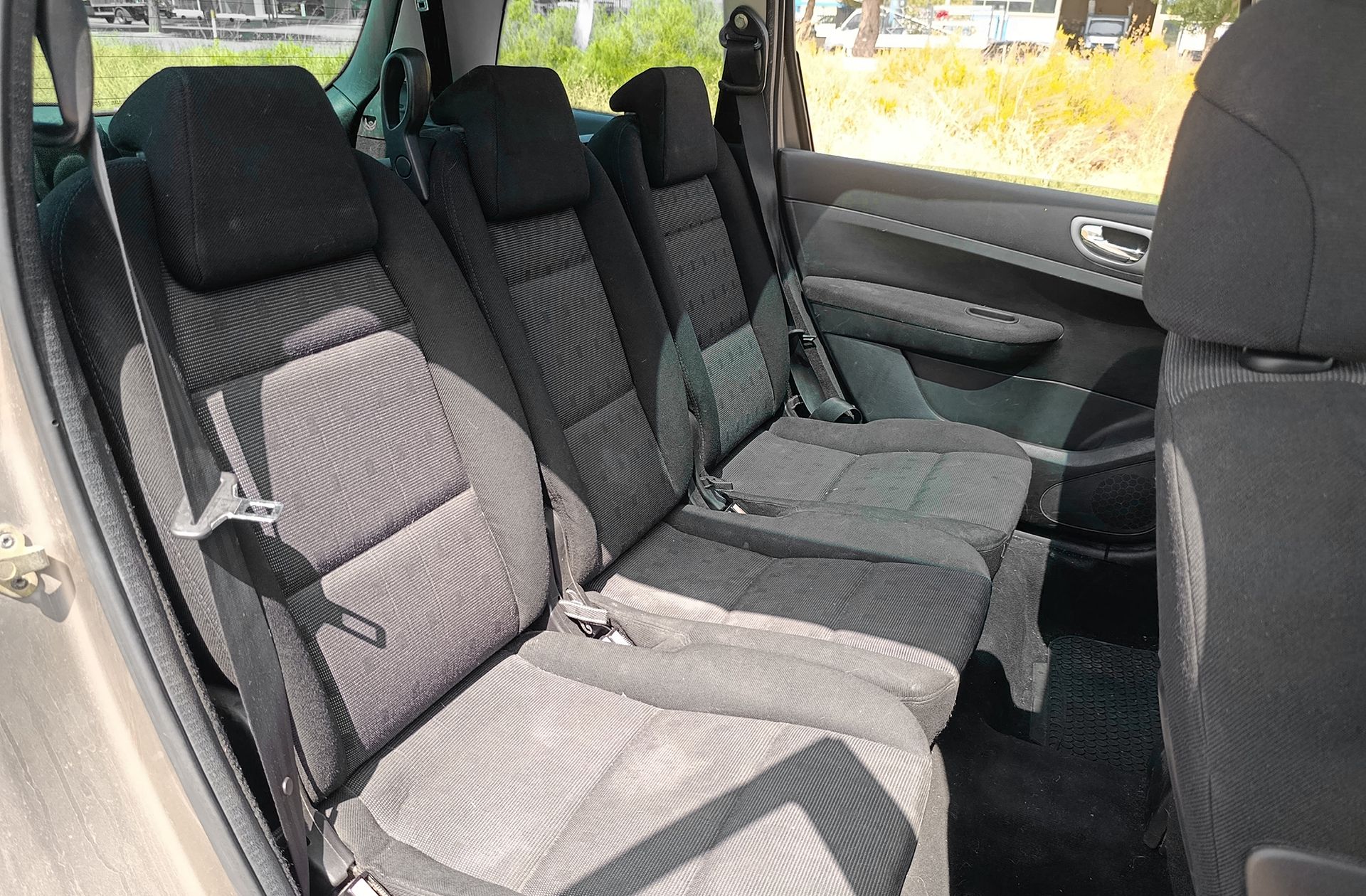 Peugeot 307 2.0 HDi Pack - foto 16