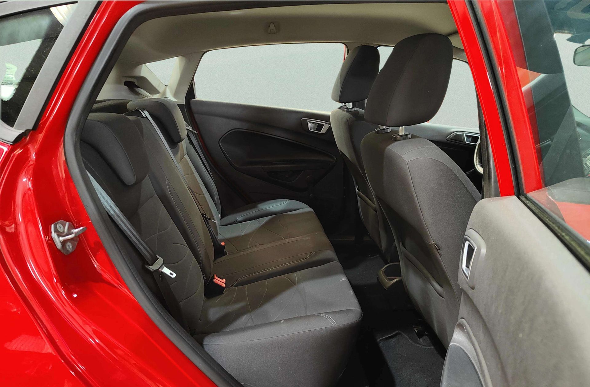 Ford Fiesta 1.5 TDCi Trend - foto 14