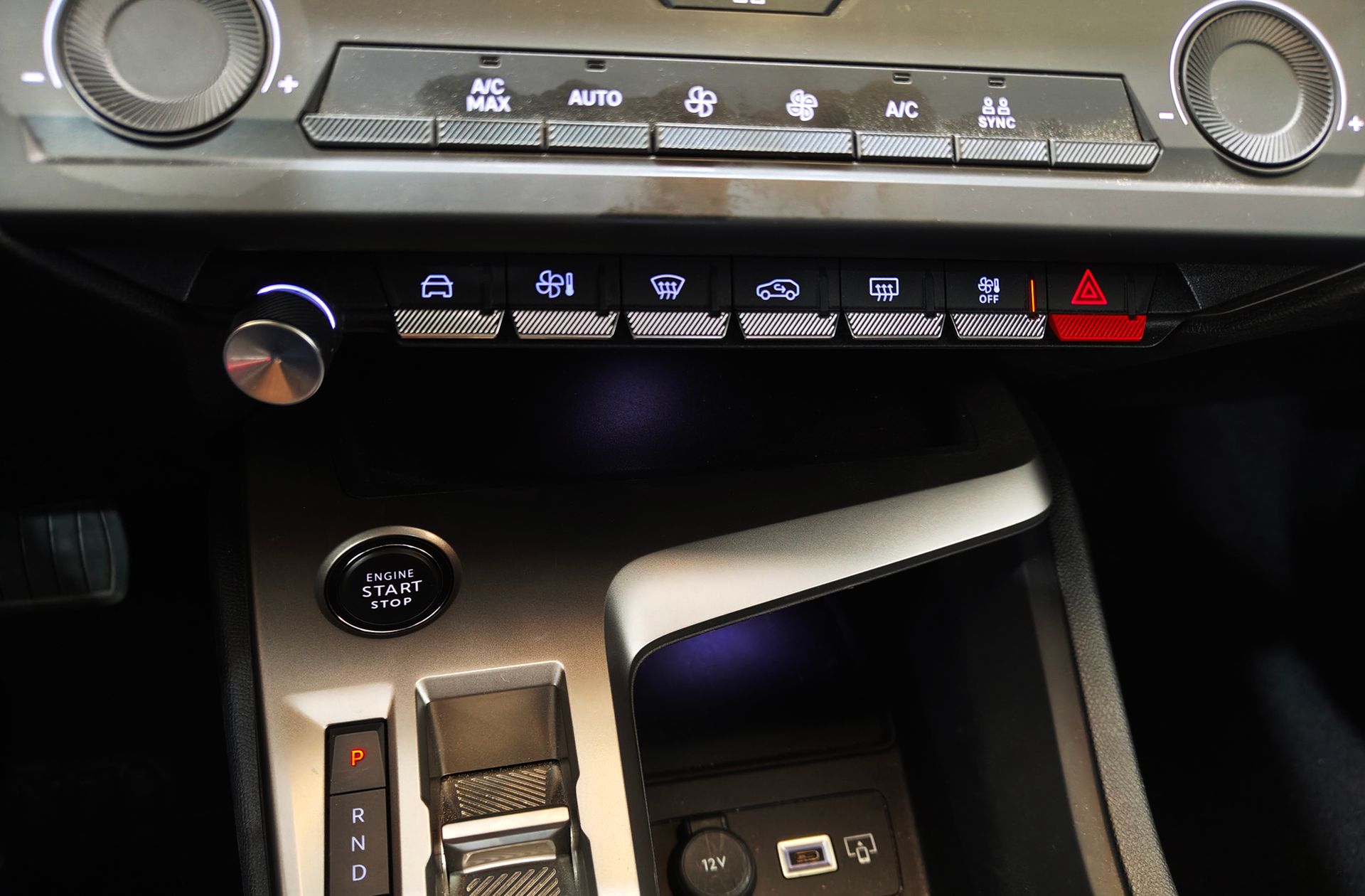 Peugeot 408 Allure Hybrid eDCS6 - foto 28