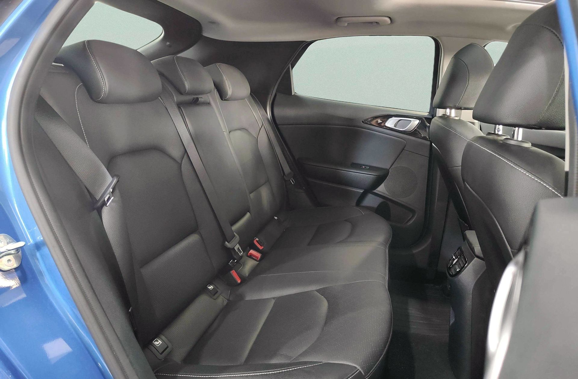 Kia XCeed 1.6 GDi PHEV eMotion - foto 21