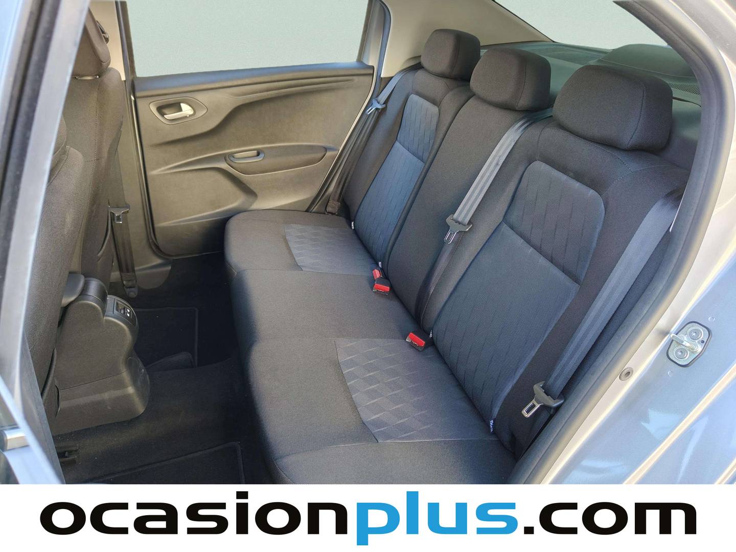 Foto asientos traseros Citroën C-Elysée Citroen C-Elysee BlueHDi 100 Shine (102 CV)