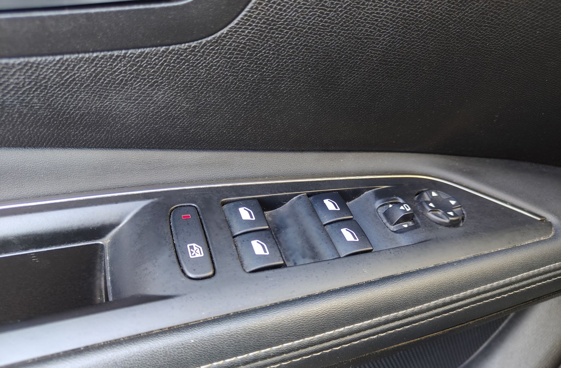 Peugeot 5008 PureTech 130 Allure 7 plazas - foto 33