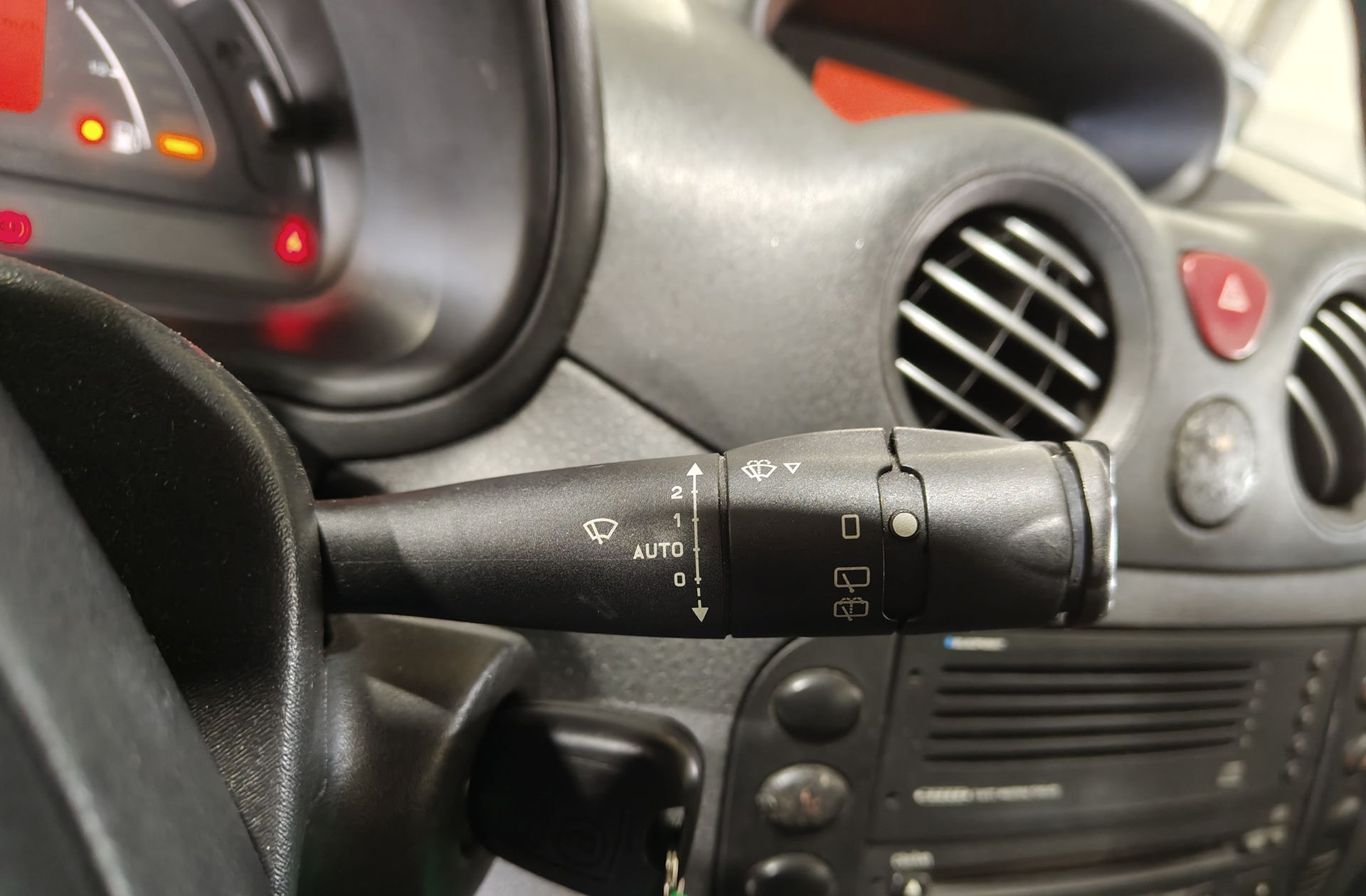 Citroën C3 1.4 HDi Exclusive - foto 23