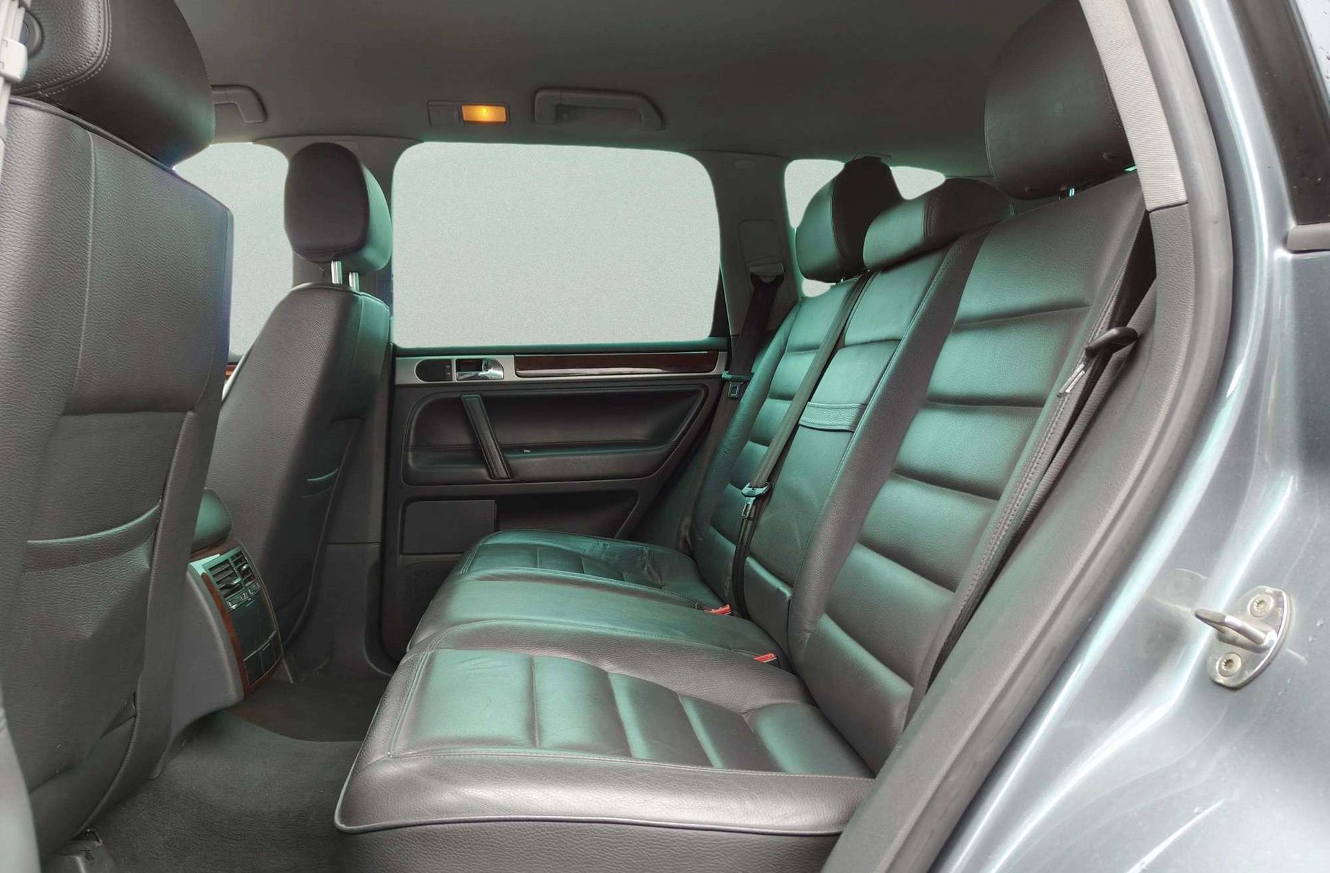 Volkswagen Touareg 3.2 V6 Tiptronic - foto 12