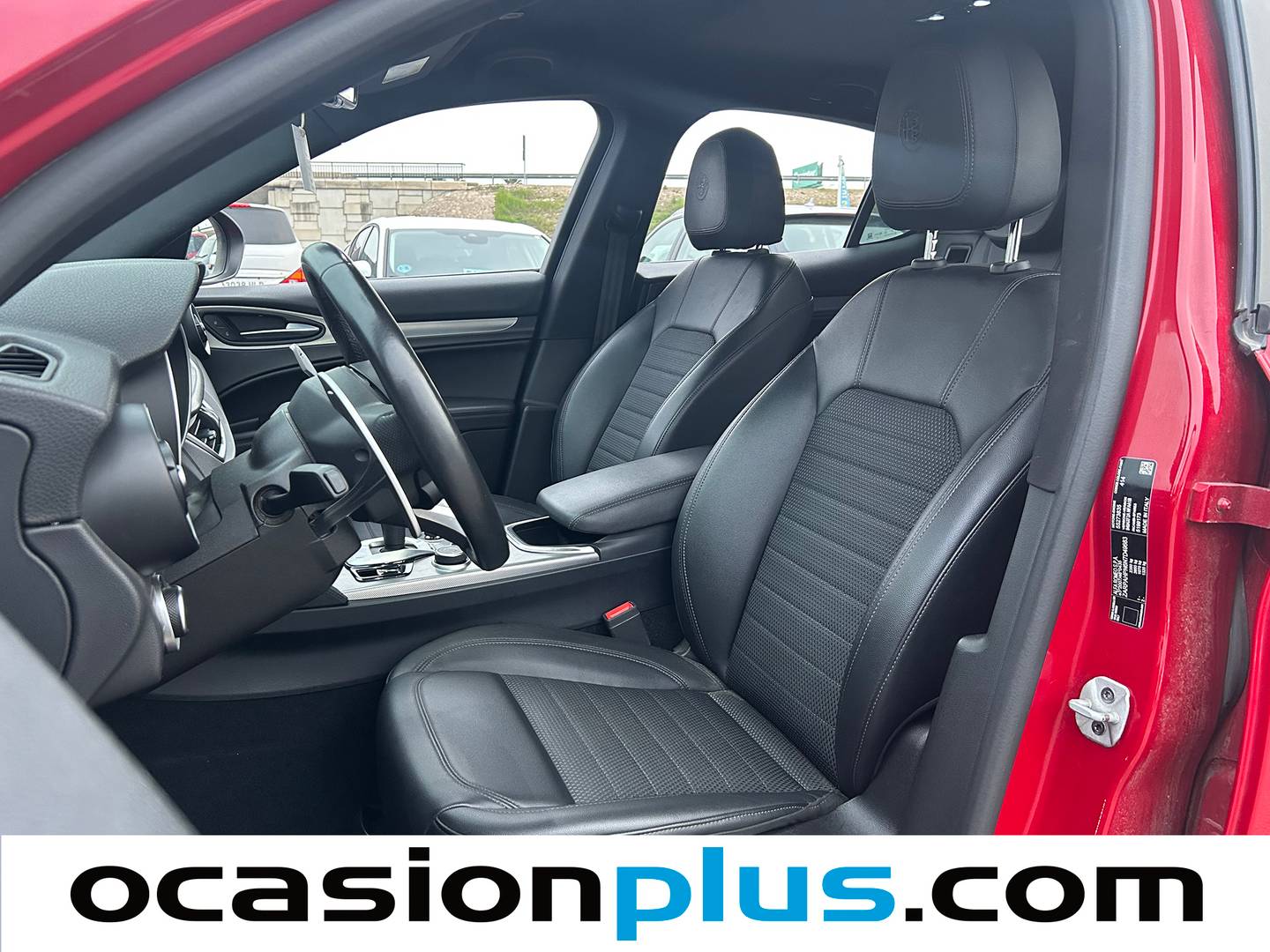 Foto Alfa Romeo Stelvio Alfa Romeo Stelvio 2.0 Gasolina Sprint Q4 Auto (200 CV)