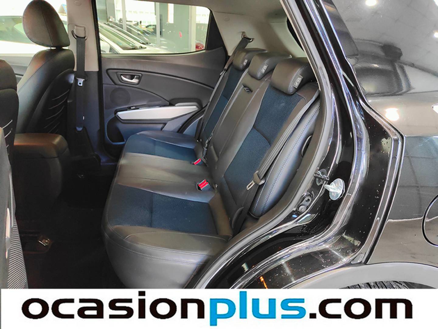 Foto SsangYong Tivoli Ssangyong Tivoli D16T Limited 4x2 (115 CV)