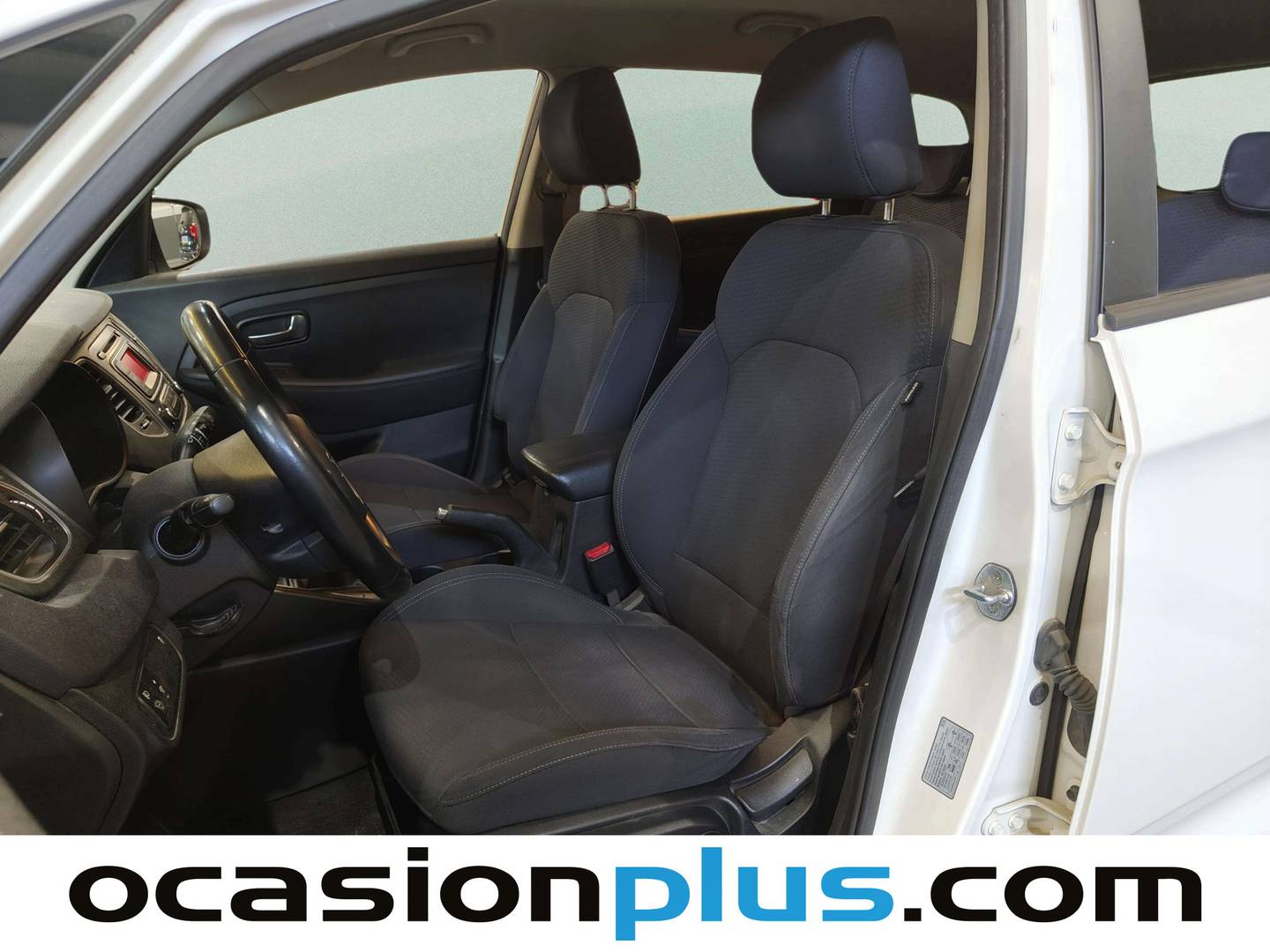 Foto asientos delanteros KIA Carens KIA Carens 1.6 GDi Concept (135 CV)