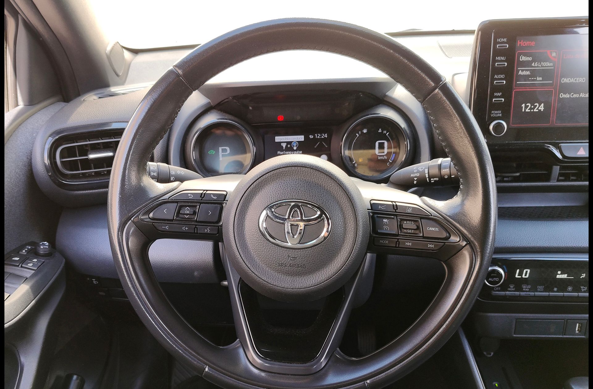 Toyota Yaris 120H Style - foto 20