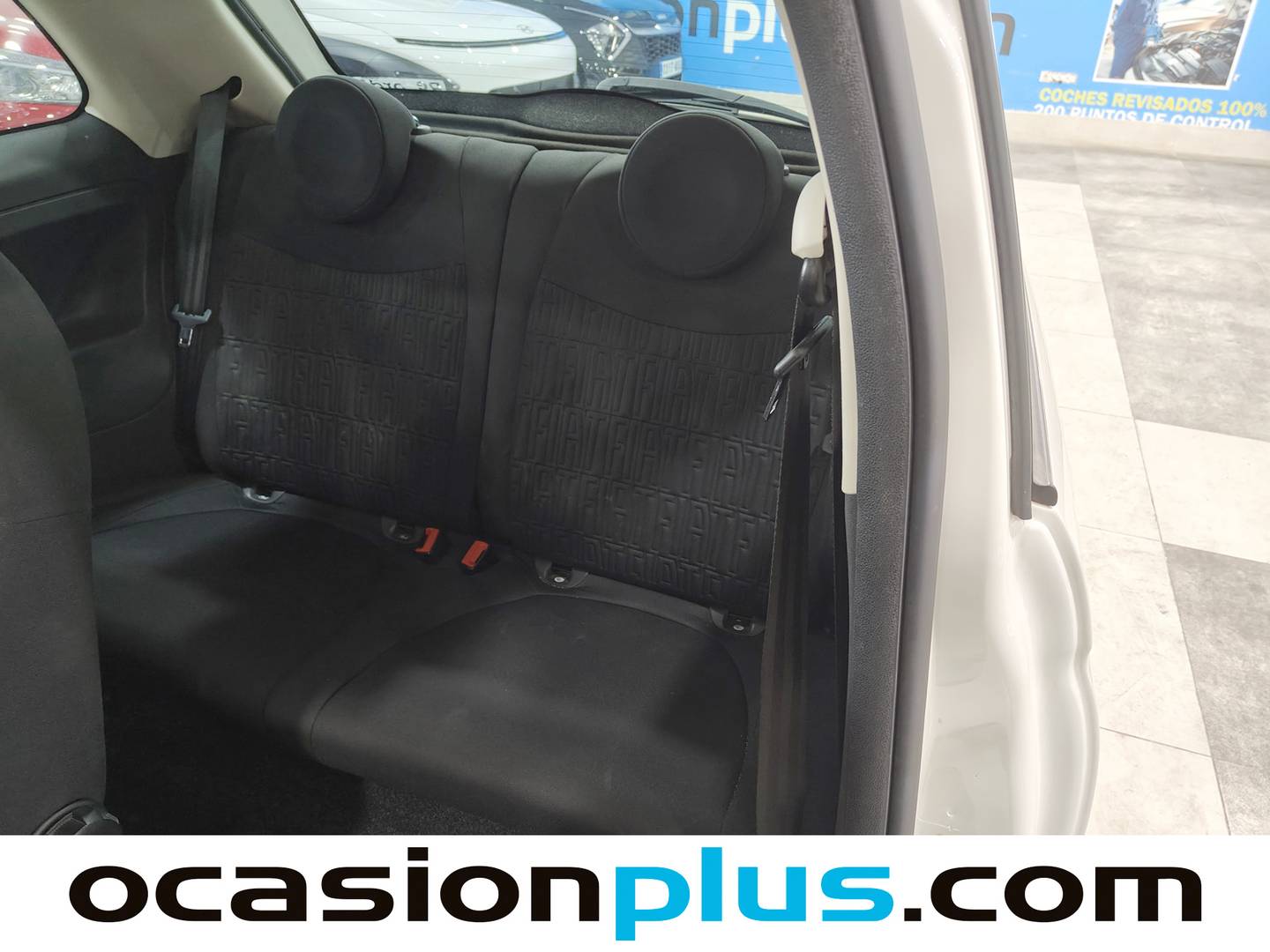 Foto asientos traseros Fiat 500 Fiat 500 1.0 Hybrid Dolcevita (70 CV)