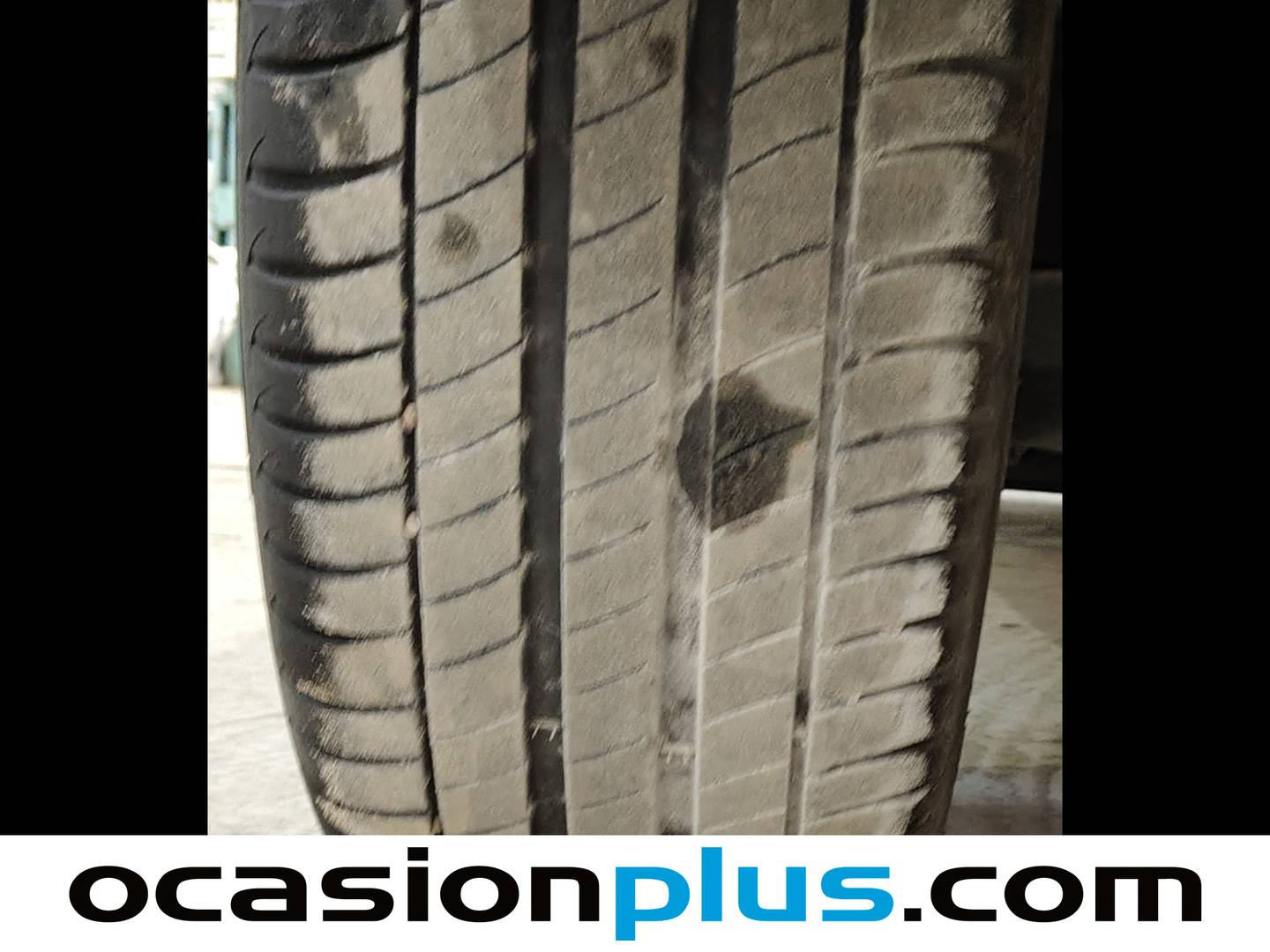 Foto Toyota C-HR Toyota C-HR 1.8 125H Advance (122 CV)