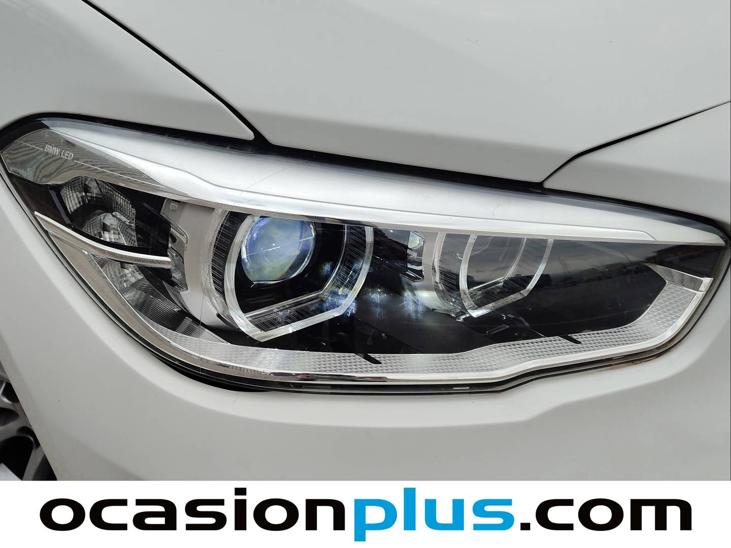 Vista trasera derecha