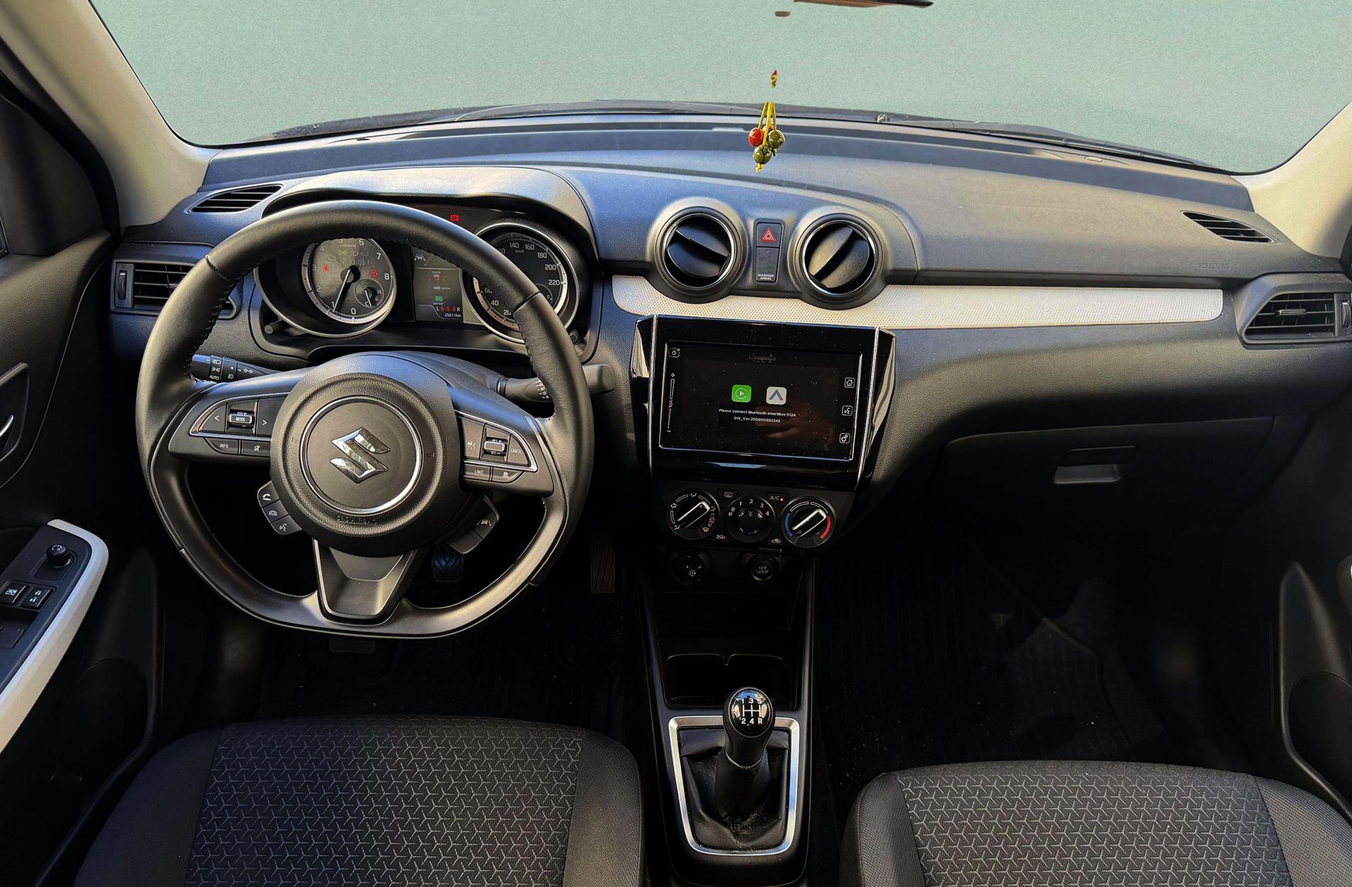 Suzuki Swift 1.2 GLE Mild Hybrid - foto 6