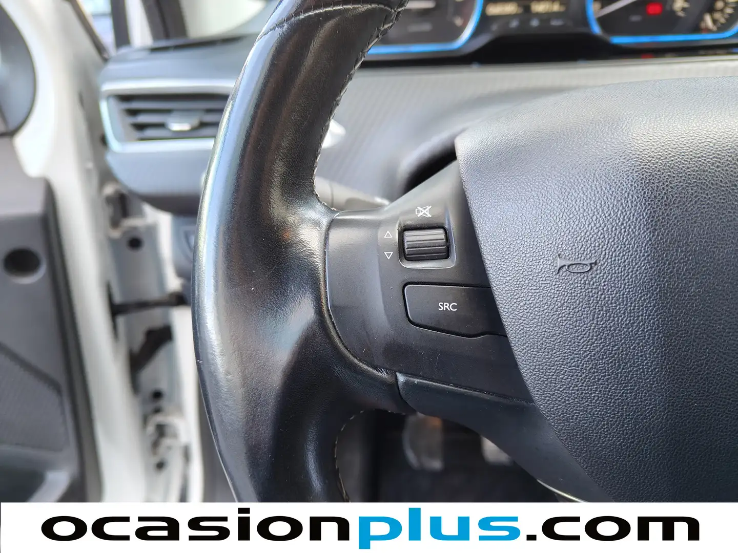 Foto Peugeot 2008 Peugeot 2008 PureTech 110 S&S Allure (110 CV)