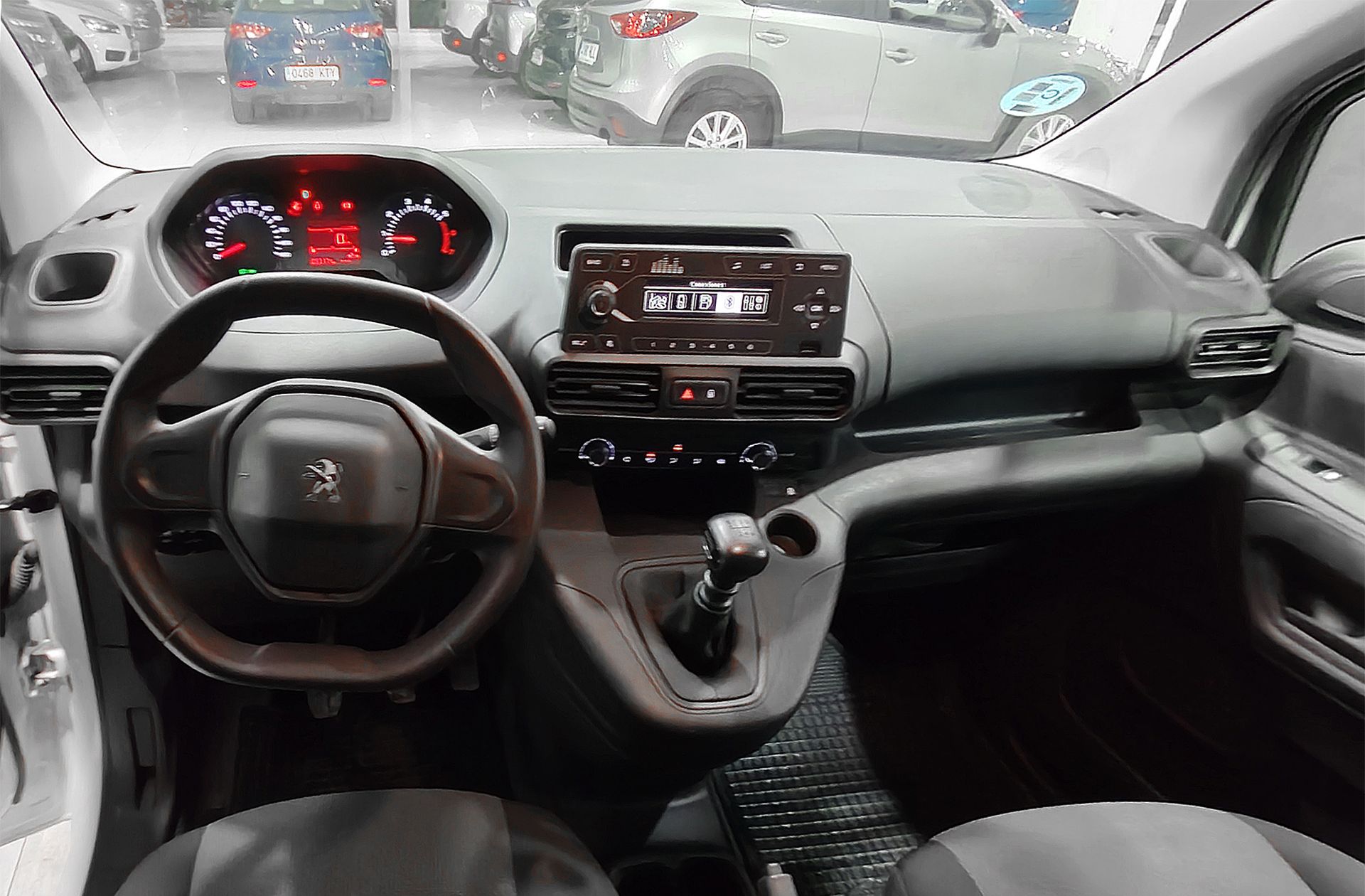 Peugeot Partner Furgon BlueHDi 100 Pro Standard 600kg - foto 8