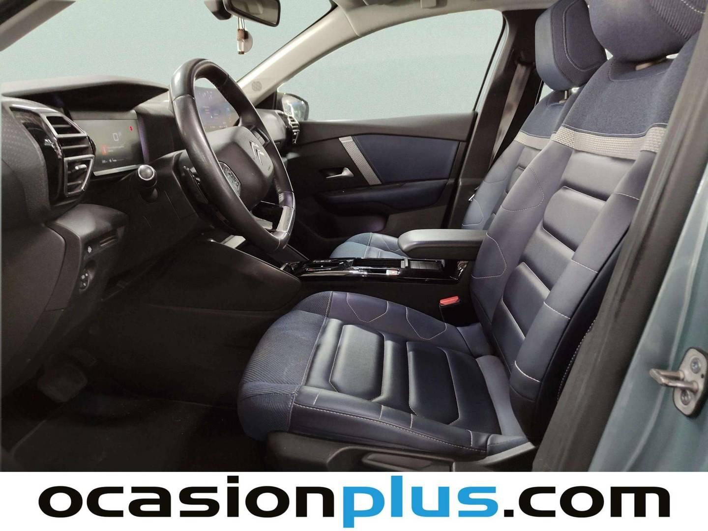 Foto asientos delanteros Citroën C4 Citroën C4 PureTech 130 S&S 6v Feel Pack EAT8 (130 CV)