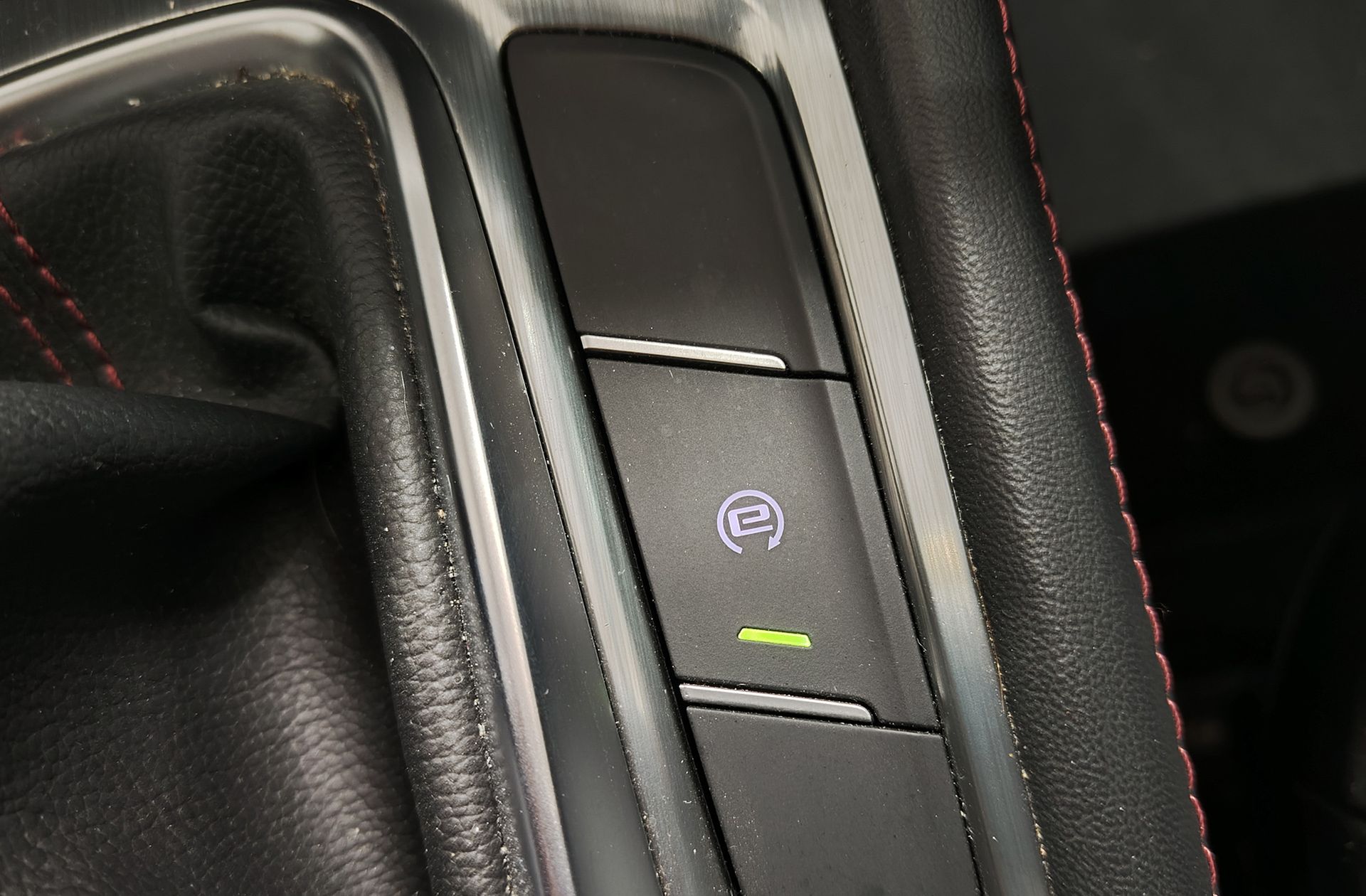 MG HS 1.5 Turbo GDI Luxury - foto 12